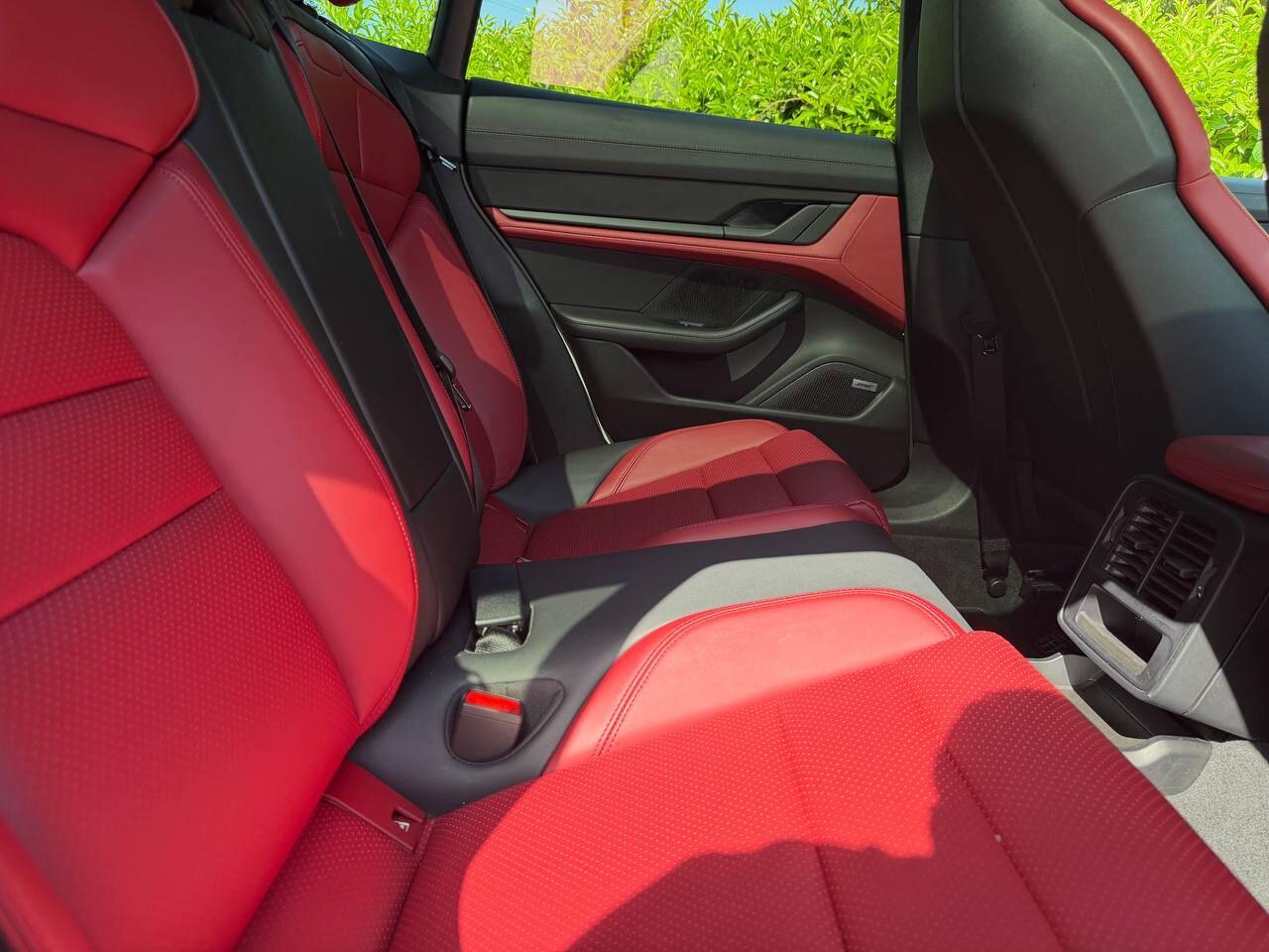 Porsche Taycan view 19
