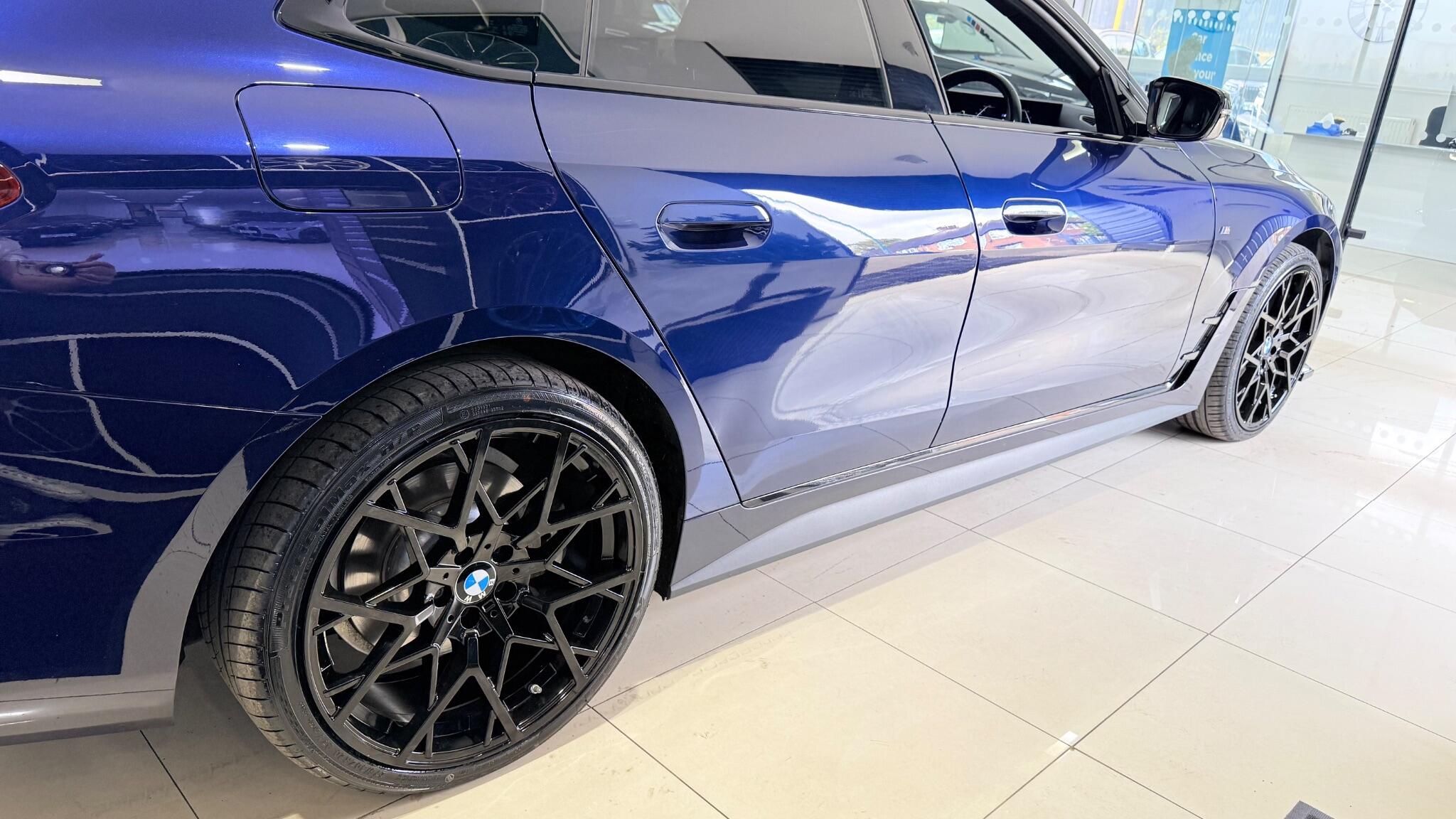 BMW I4 view 25