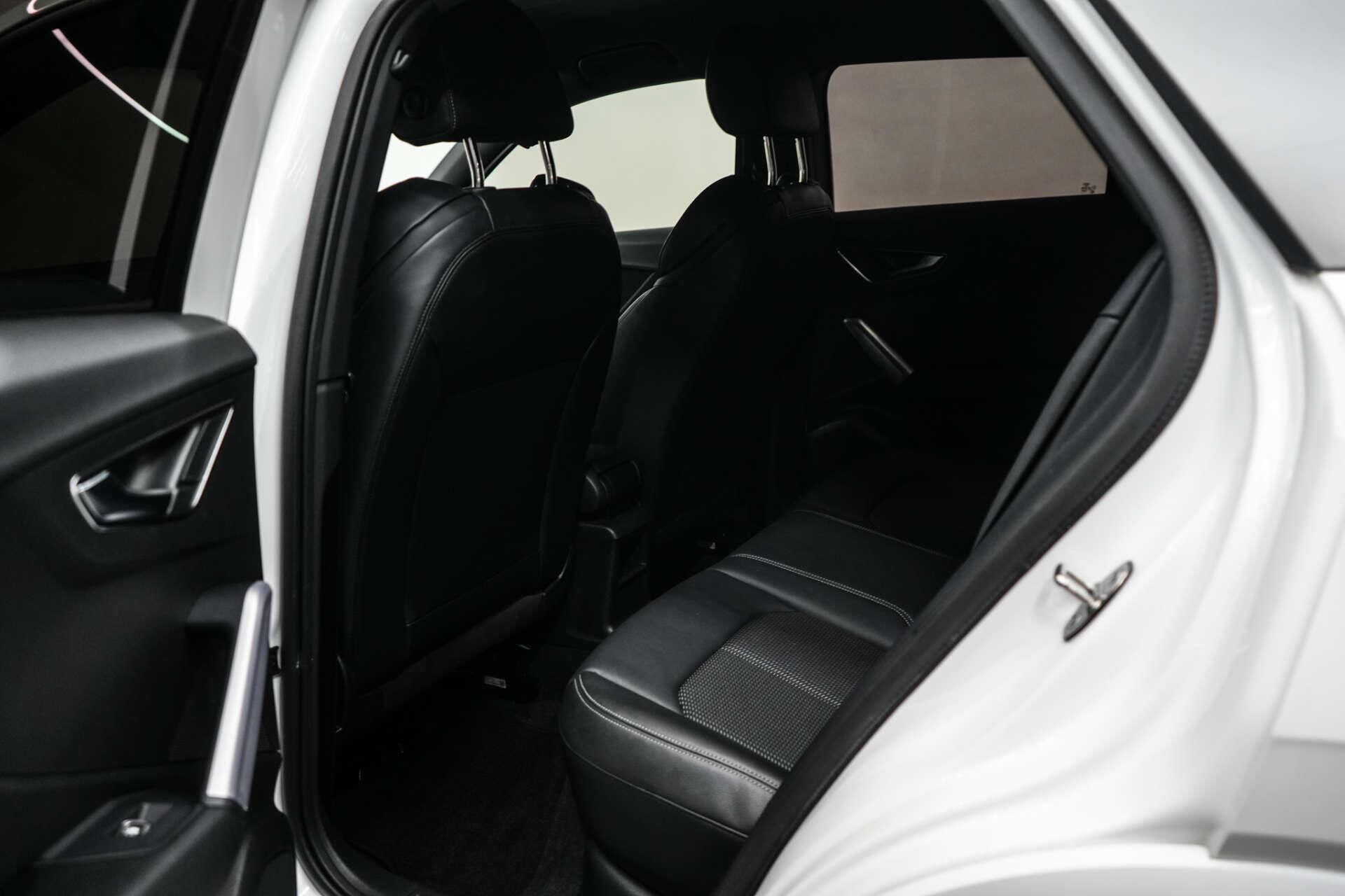 Audi Q2 view 26