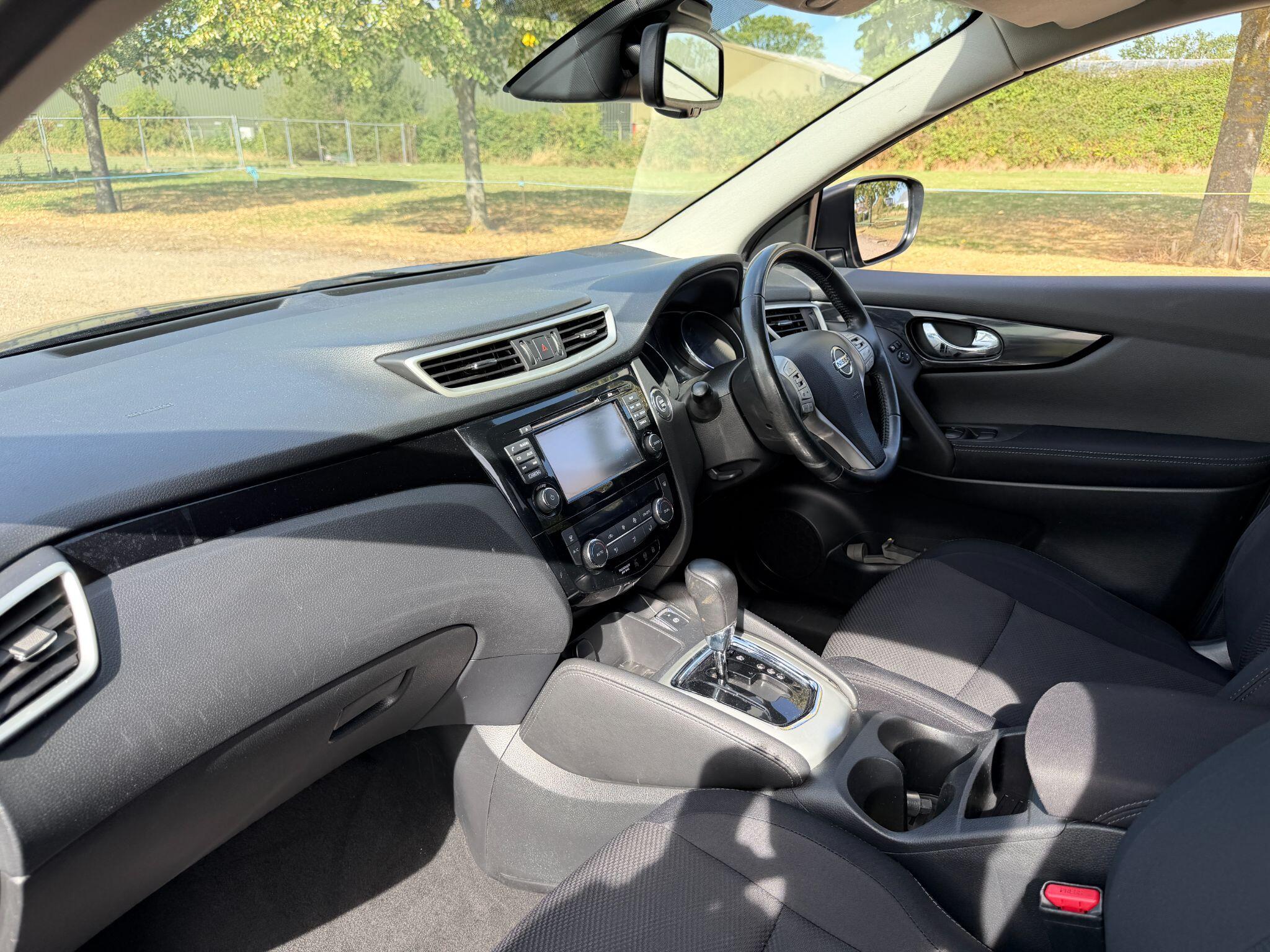 Nissan Qashqai view 27