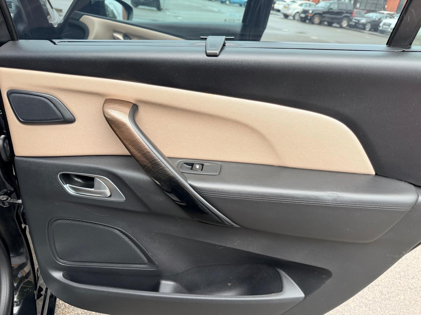 Citroen Grand C4 Picasso view 7