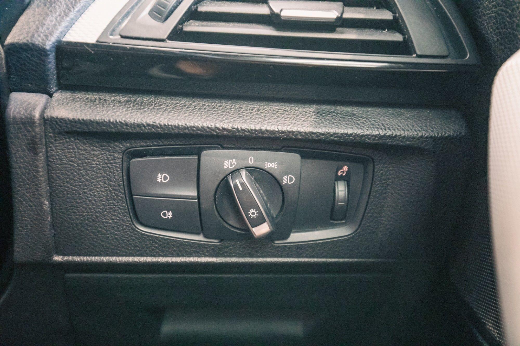 BMW 2 Series view 14