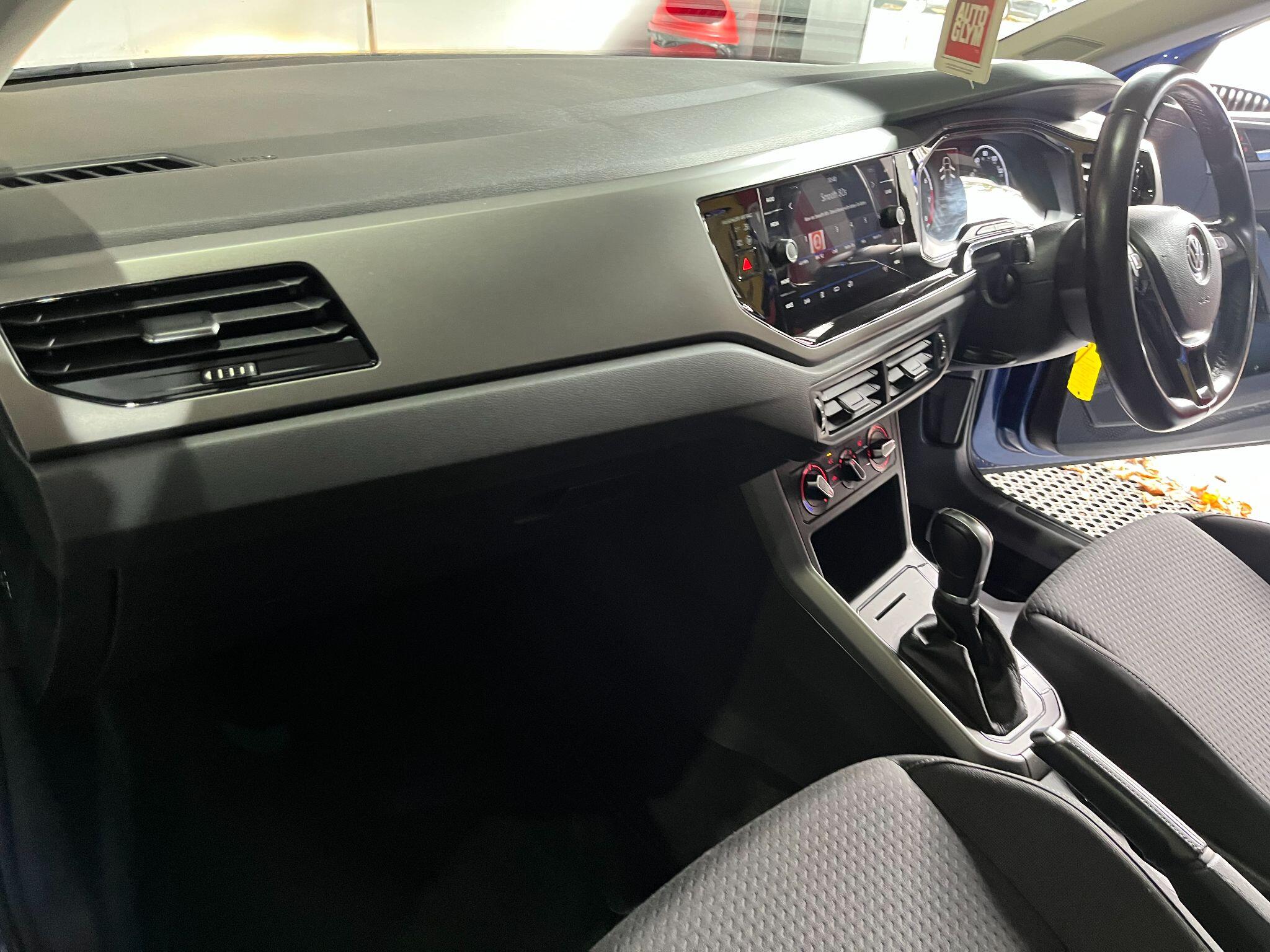 Volkswagen Polo view 38