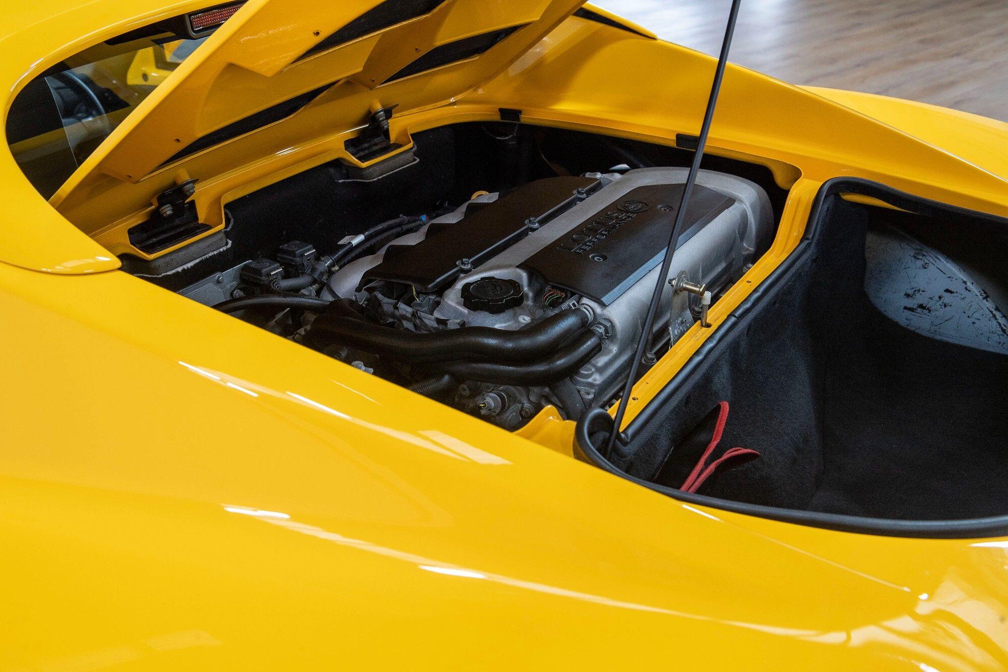 Lotus Elise view 25