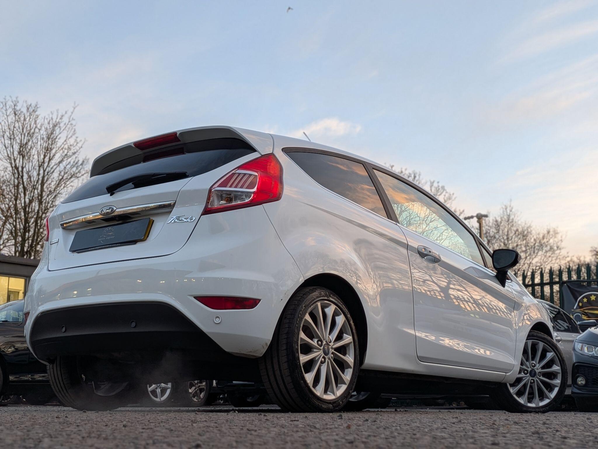 Ford Fiesta view 7