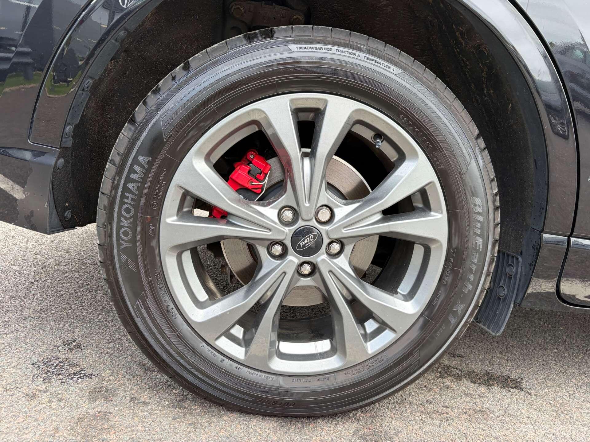 Ford Kuga view 10