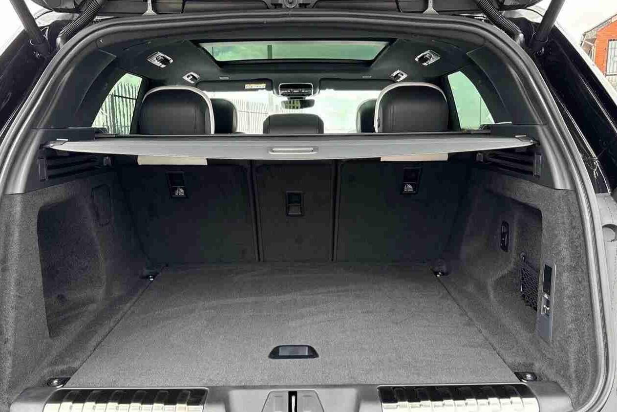 Land Rover Range Rover Sport view 10