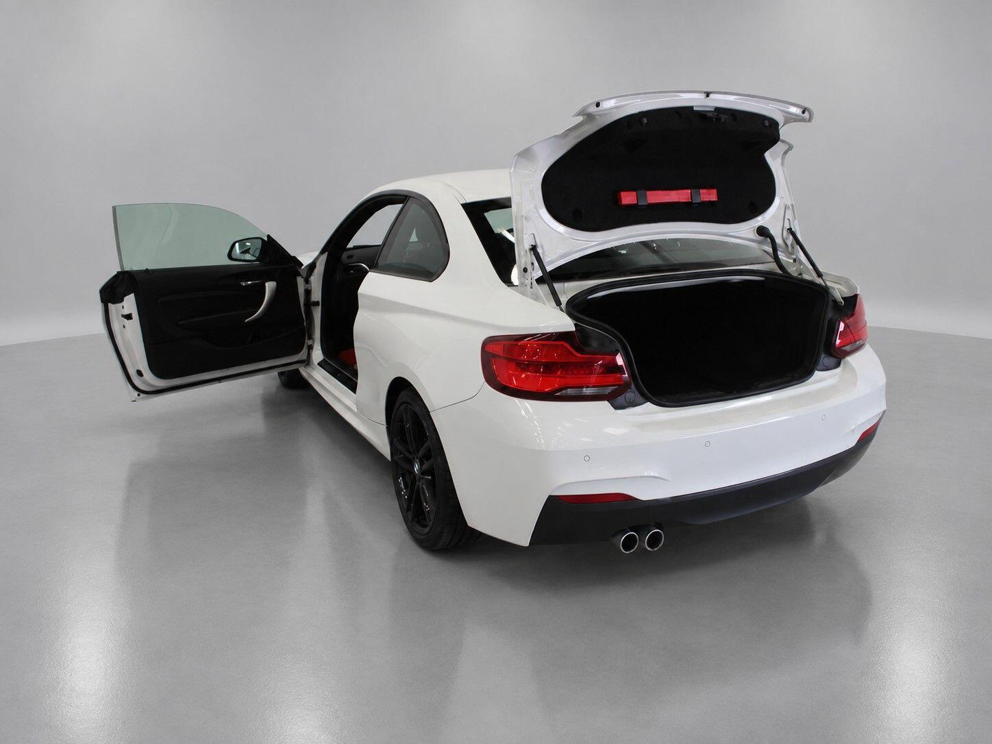 BMW 2 Series view 19