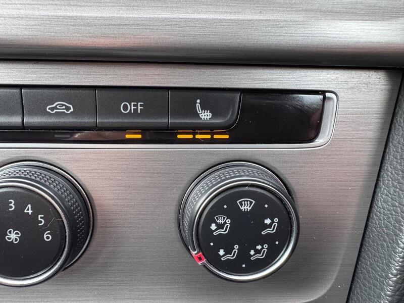 Volkswagen Golf view 31