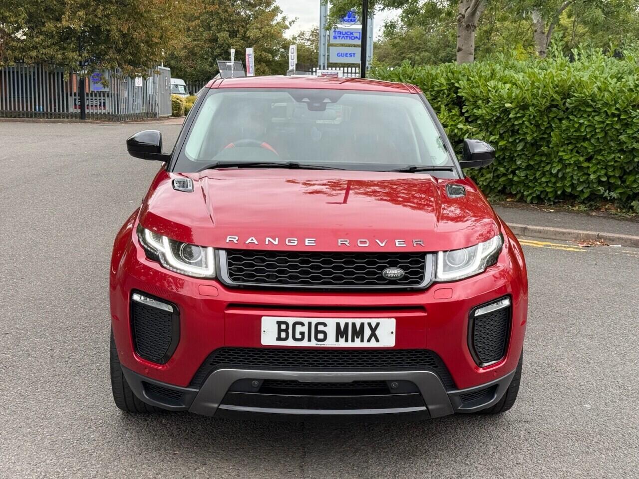 Land Rover Range Rover Evoque view 2