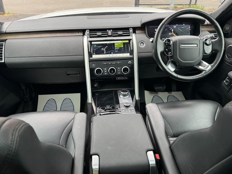 Land Rover Discovery view 33