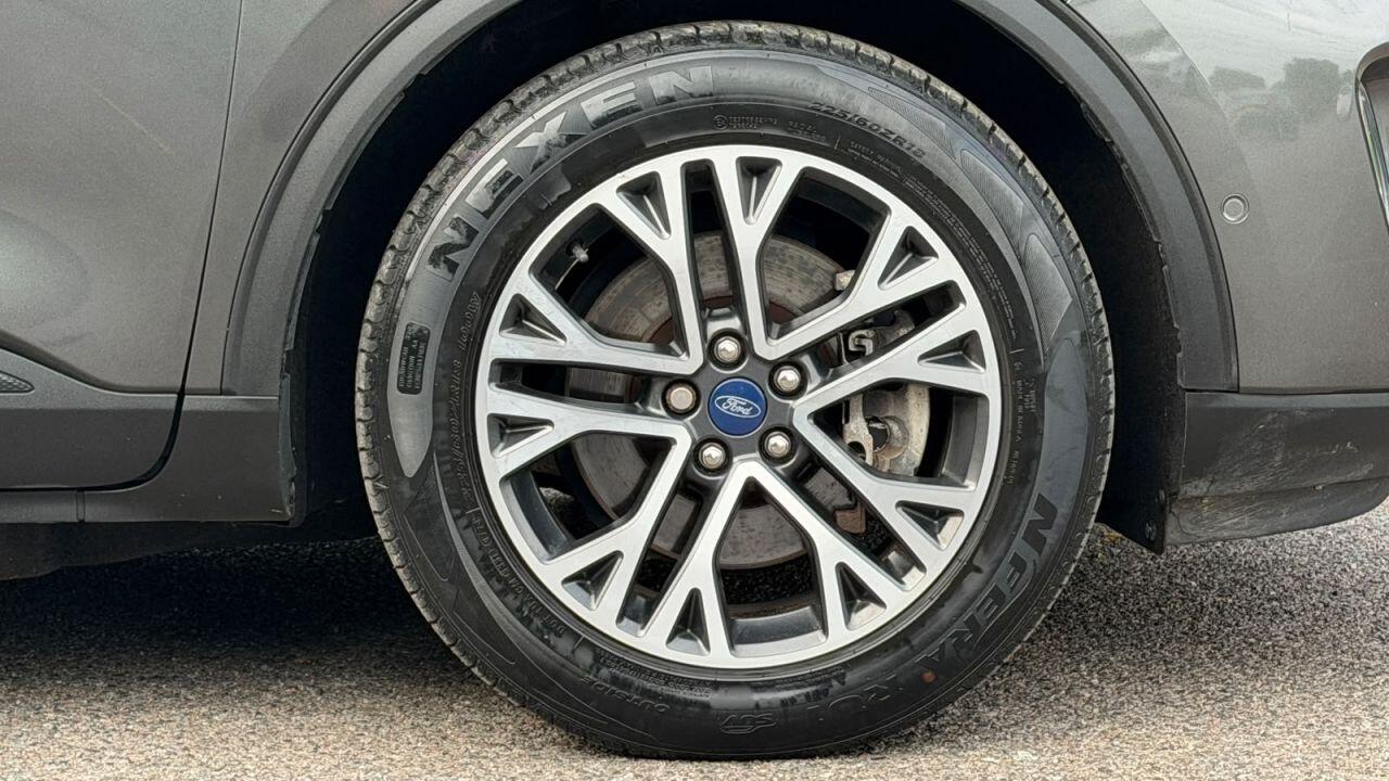 Ford Kuga view 49