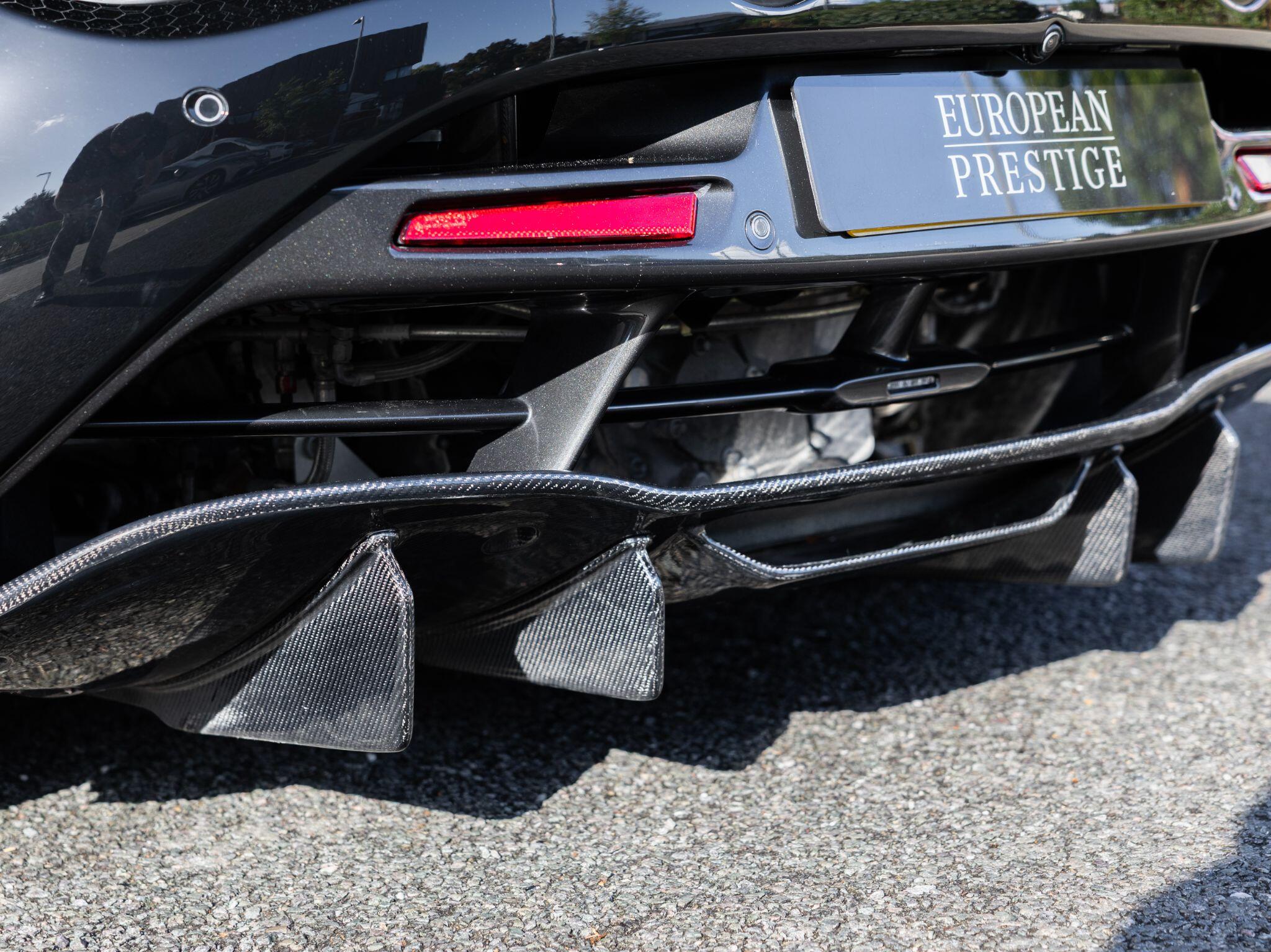 Mclaren 720s view 17