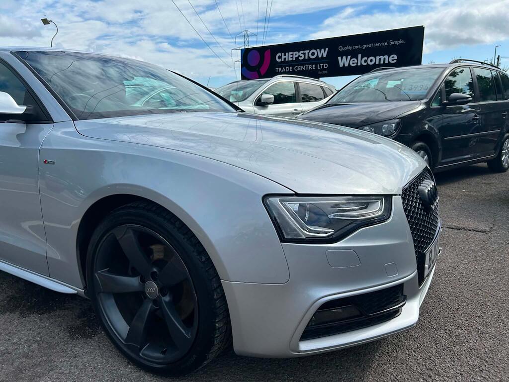 Audi A5 view 4