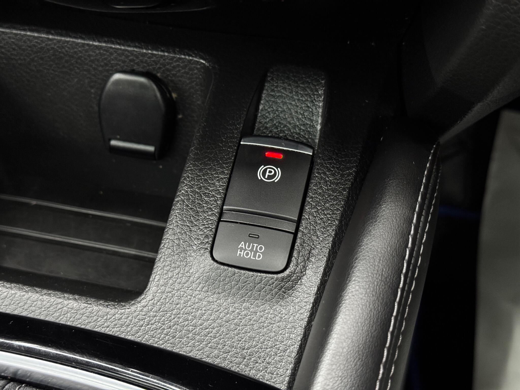 Nissan Qashqai view 25