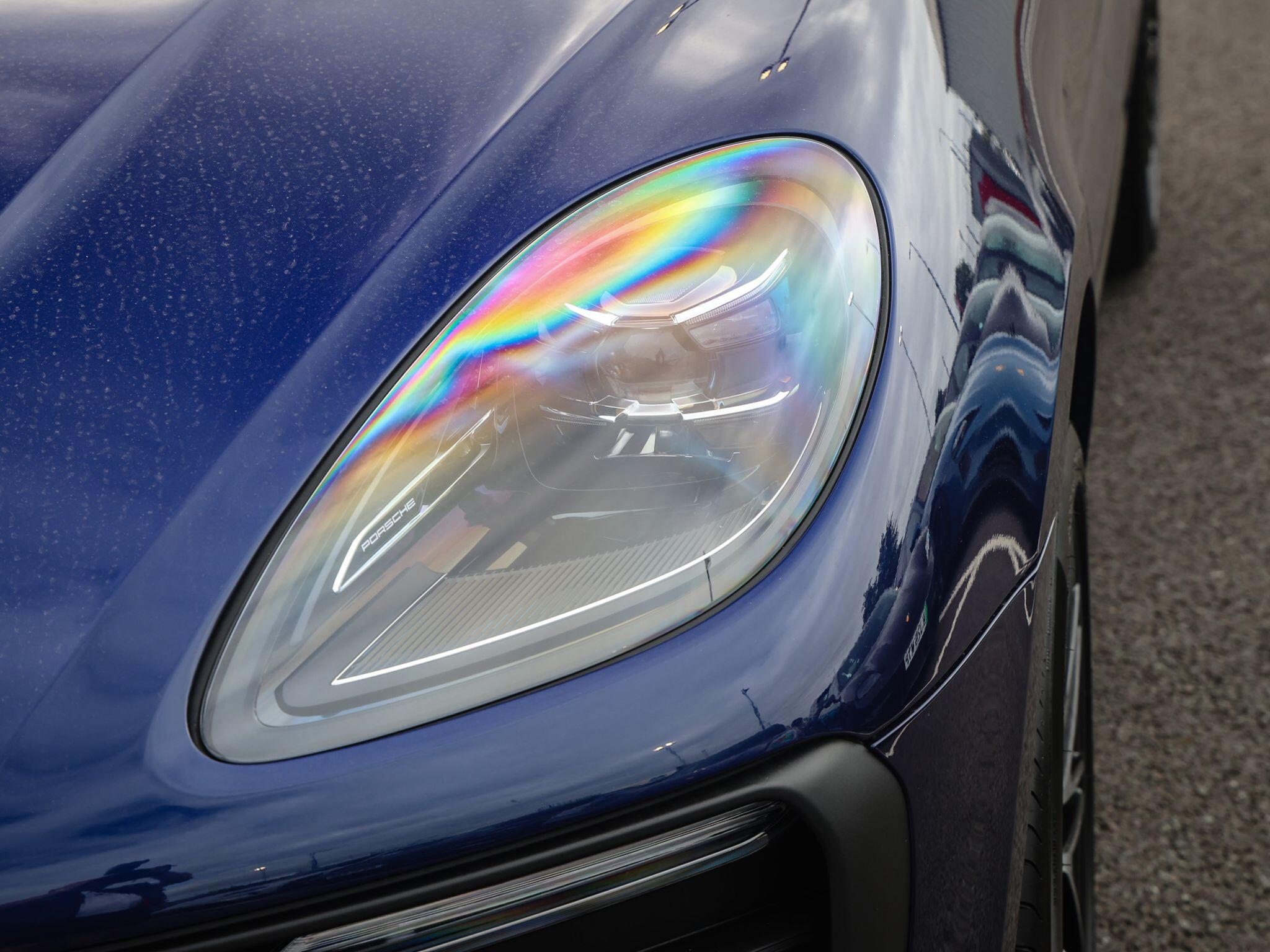 Porsche Macan view 28