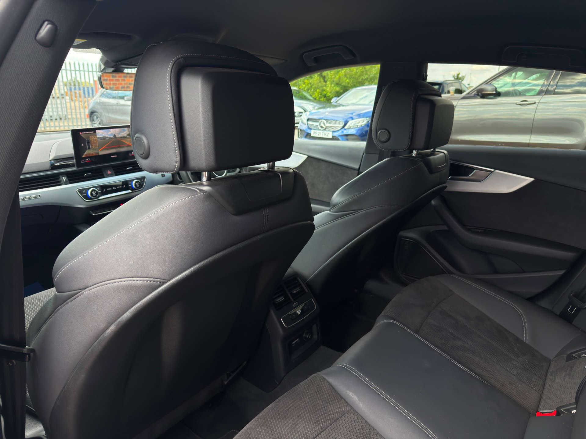 Audi A5 view 44