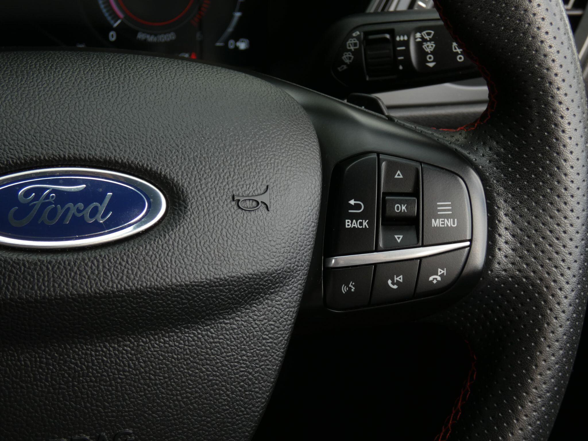 Ford Kuga view 35
