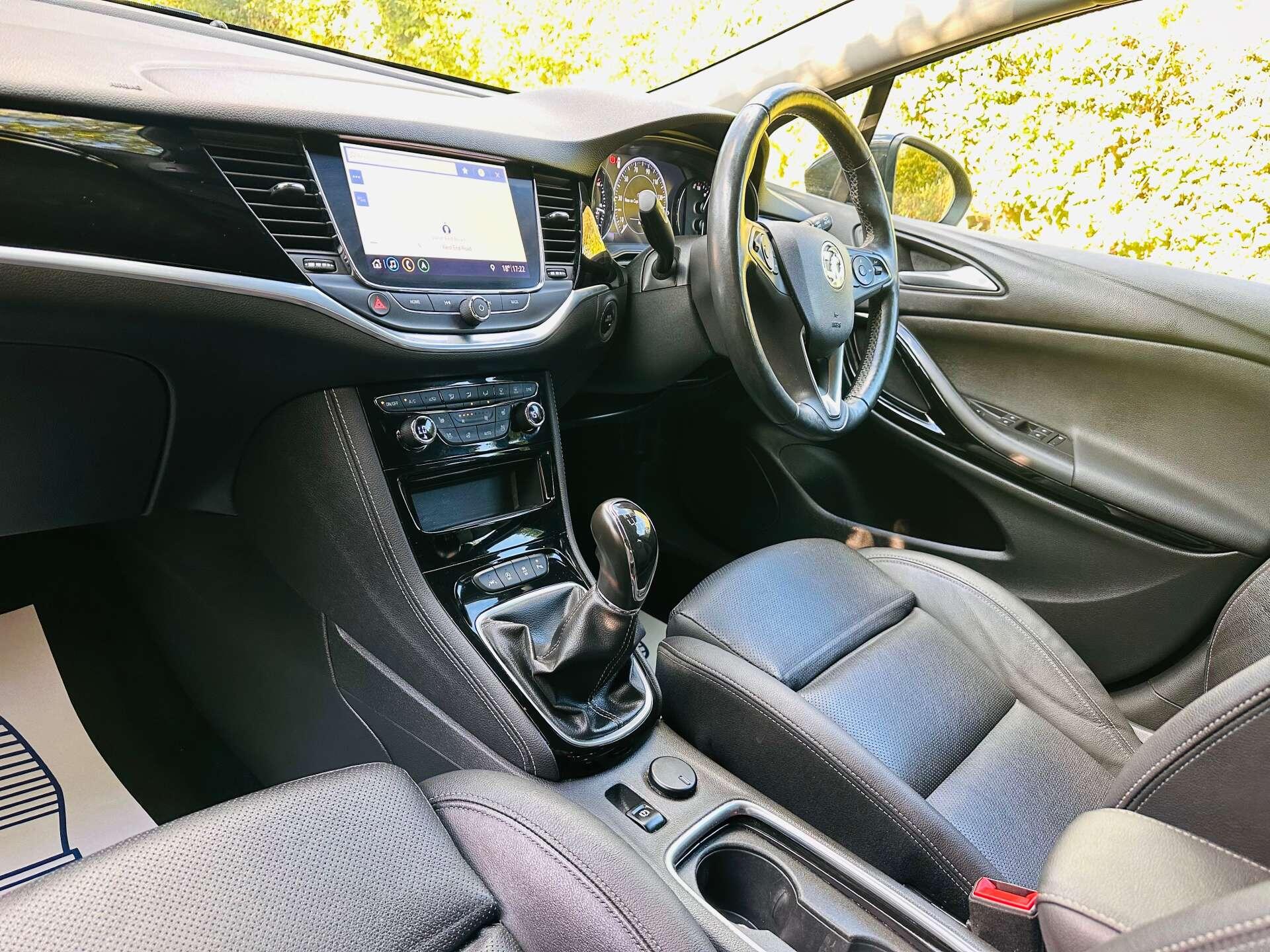 Vauxhall Astra view 8