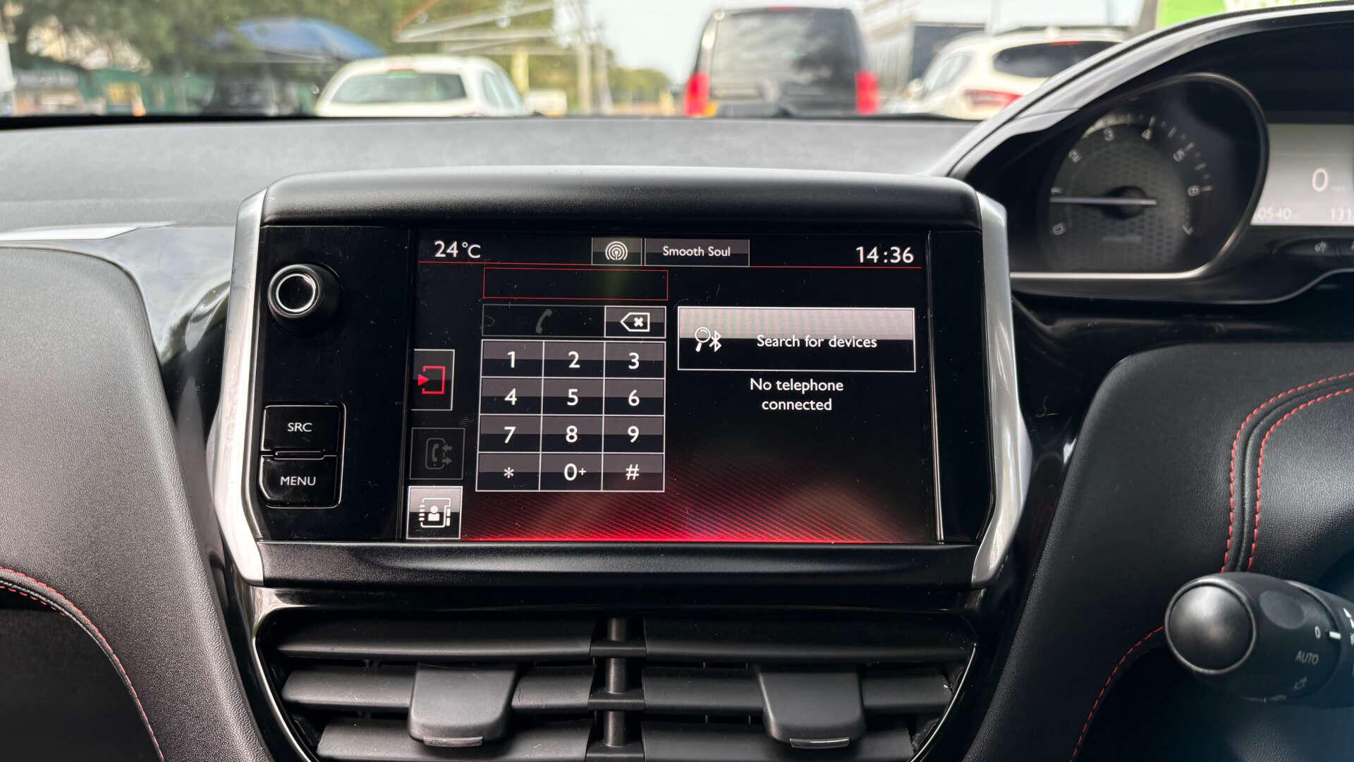 Peugeot 208 view 27