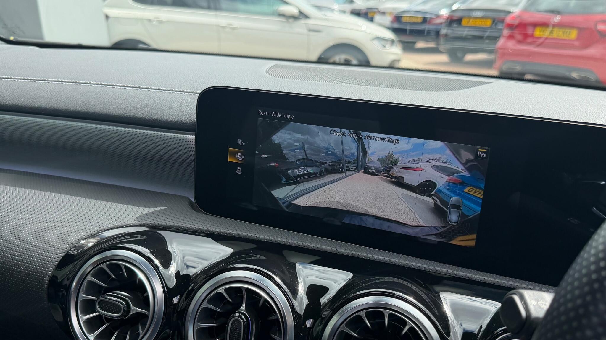 Mercedes-Benz A-Class view 28