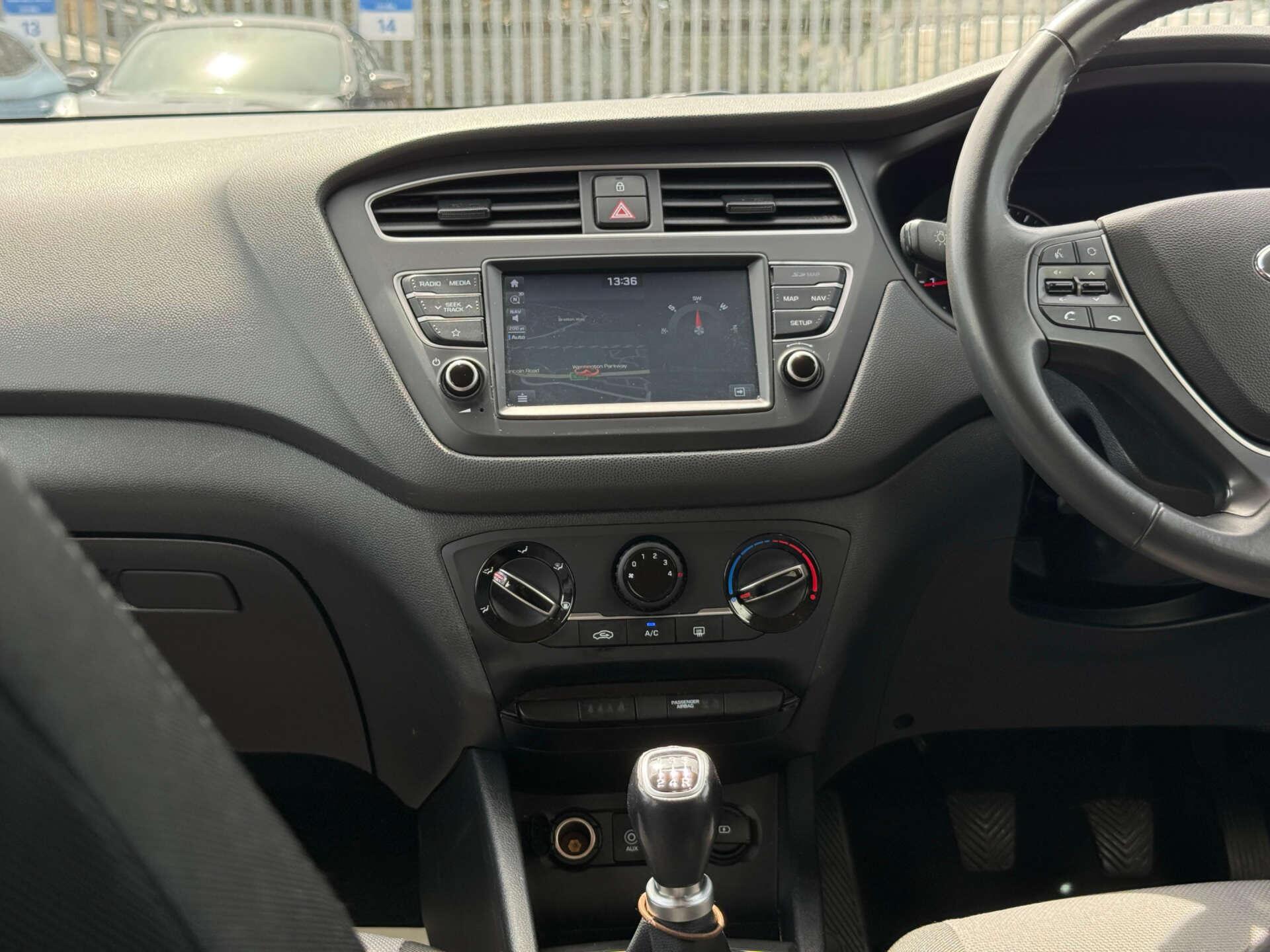 Hyundai I20 view 20