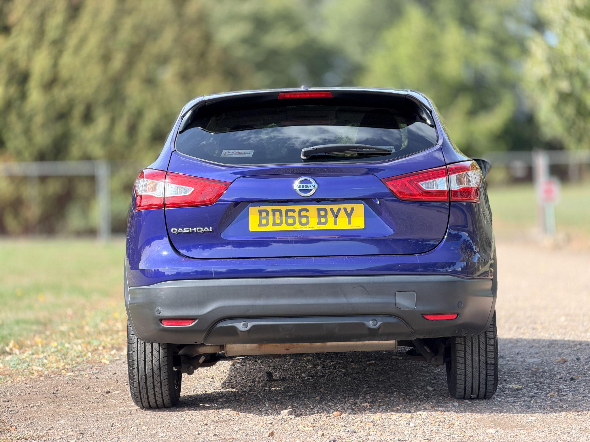Nissan Qashqai view 9