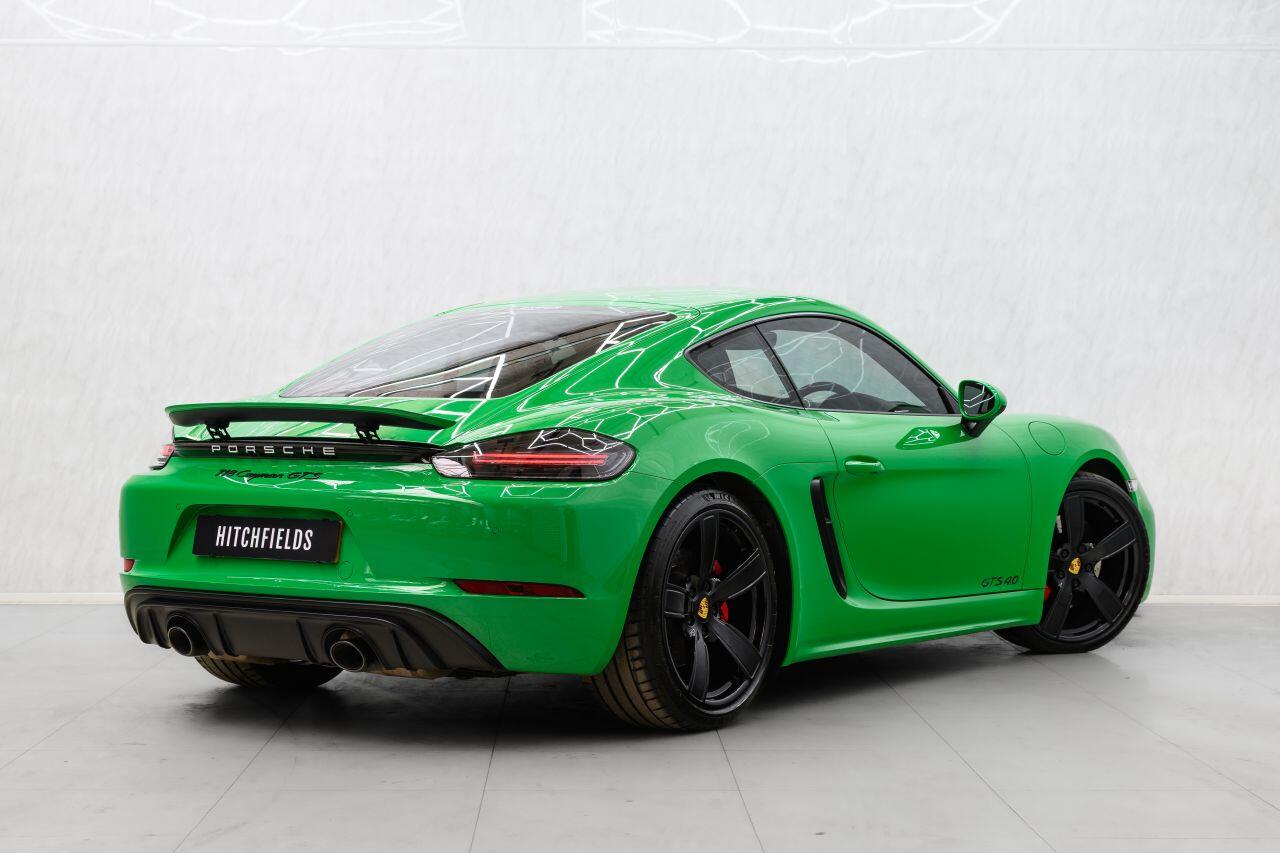 Porsche Cayman view 8