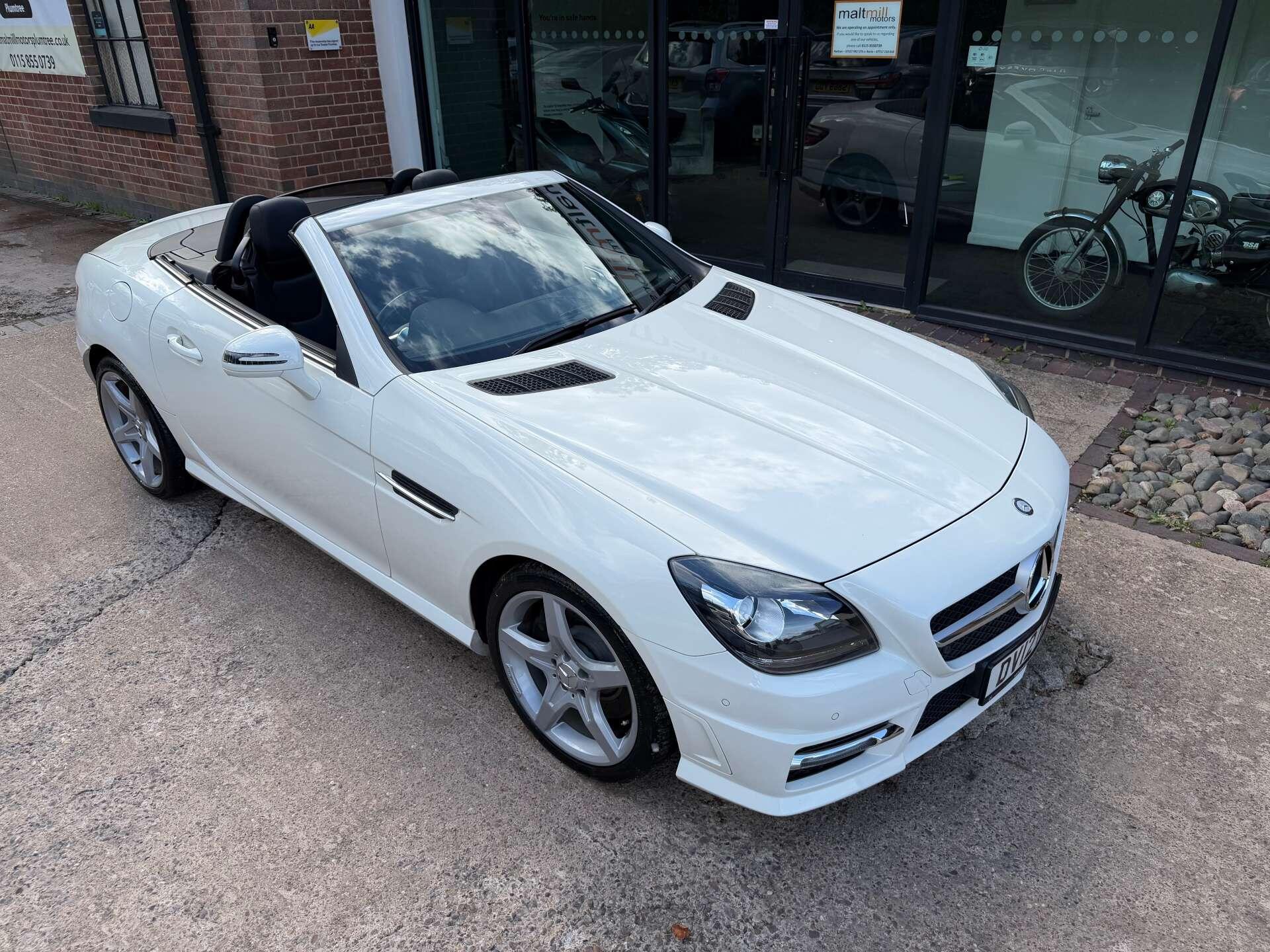 Mercedes-Benz SLK view 4