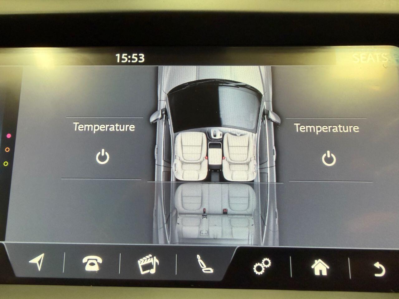 Jaguar E-Pace view 42