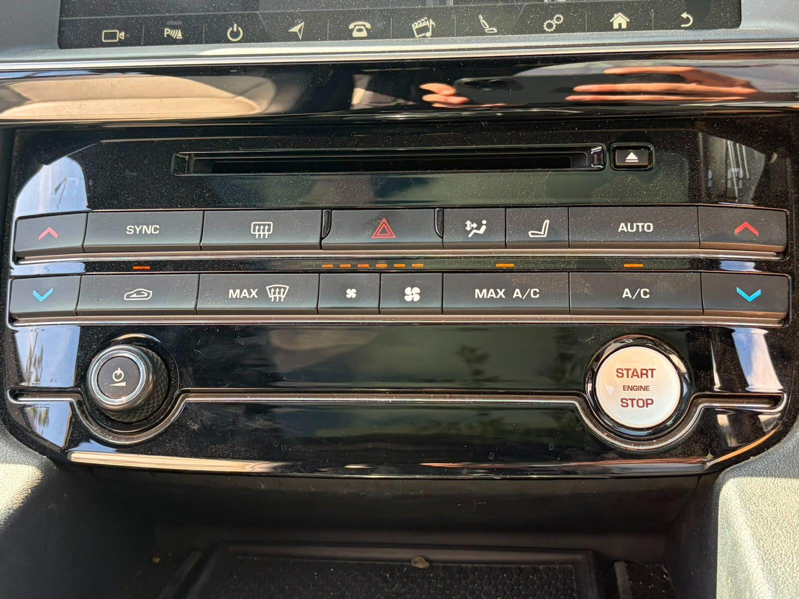 Jaguar F-Pace view 22