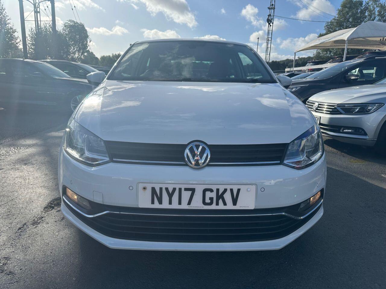 Volkswagen Polo view 6