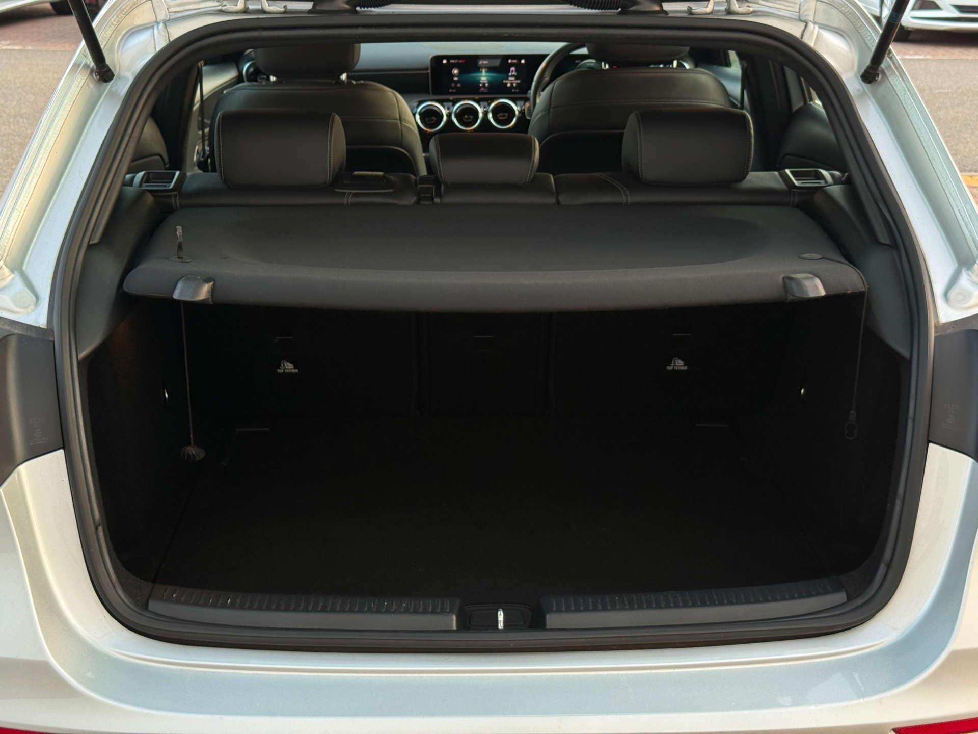 Mercedes-Benz A Class view 33