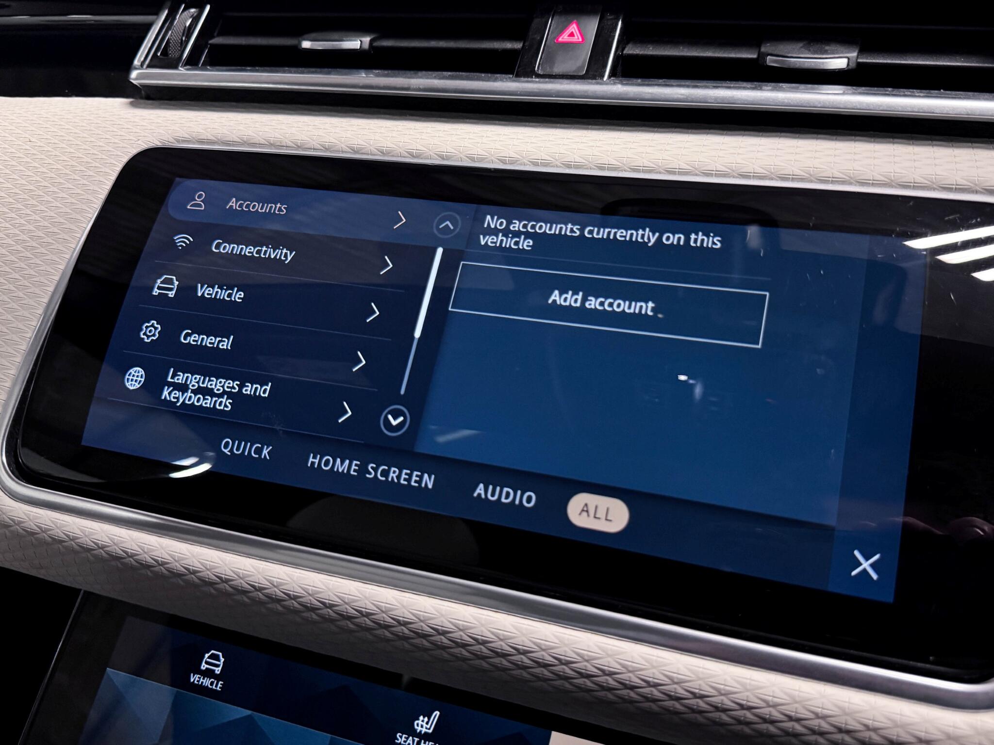Land Rover Range Rover Velar view 60