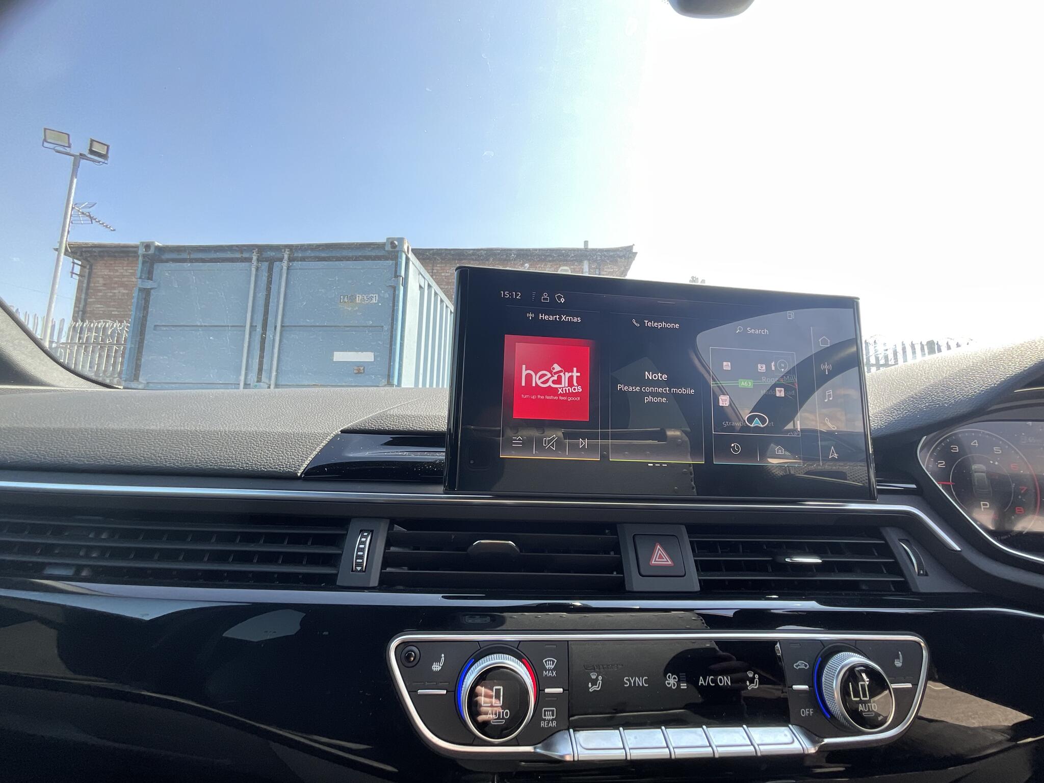 Audi A4 Avant view 26