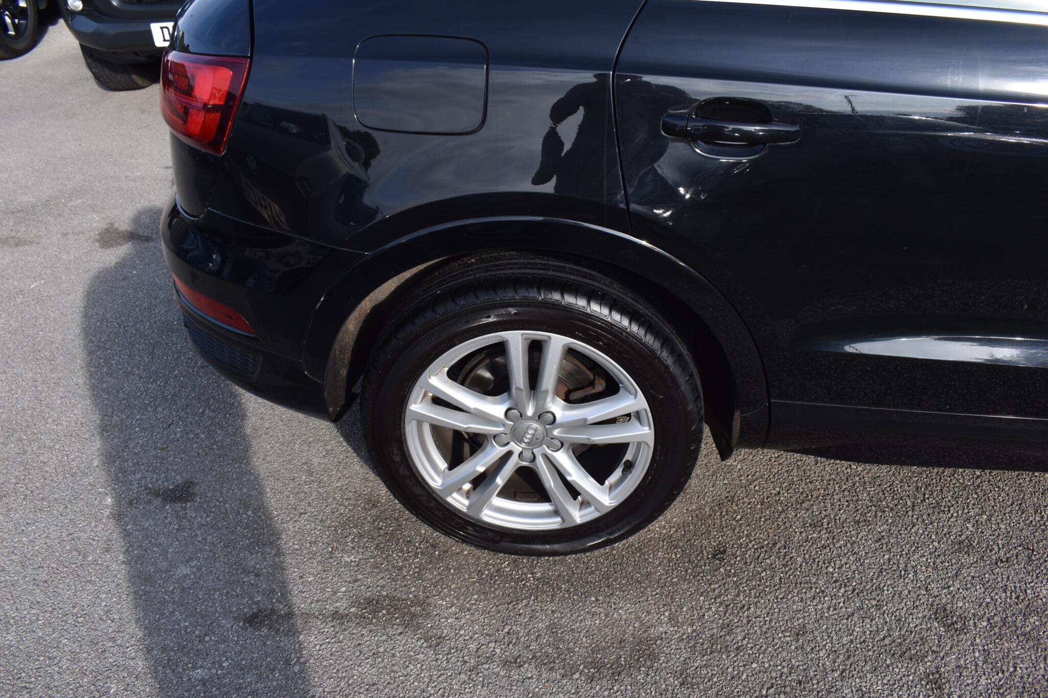 Q3 - 2.0 TDI S line Euro 6 (s/s) 5dr - Image 22
