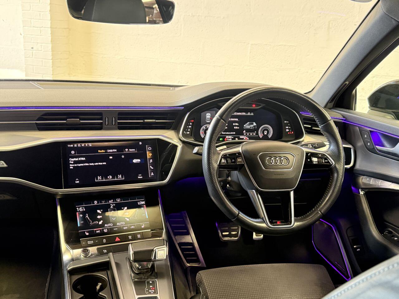 Audi A6 Saloon view 35