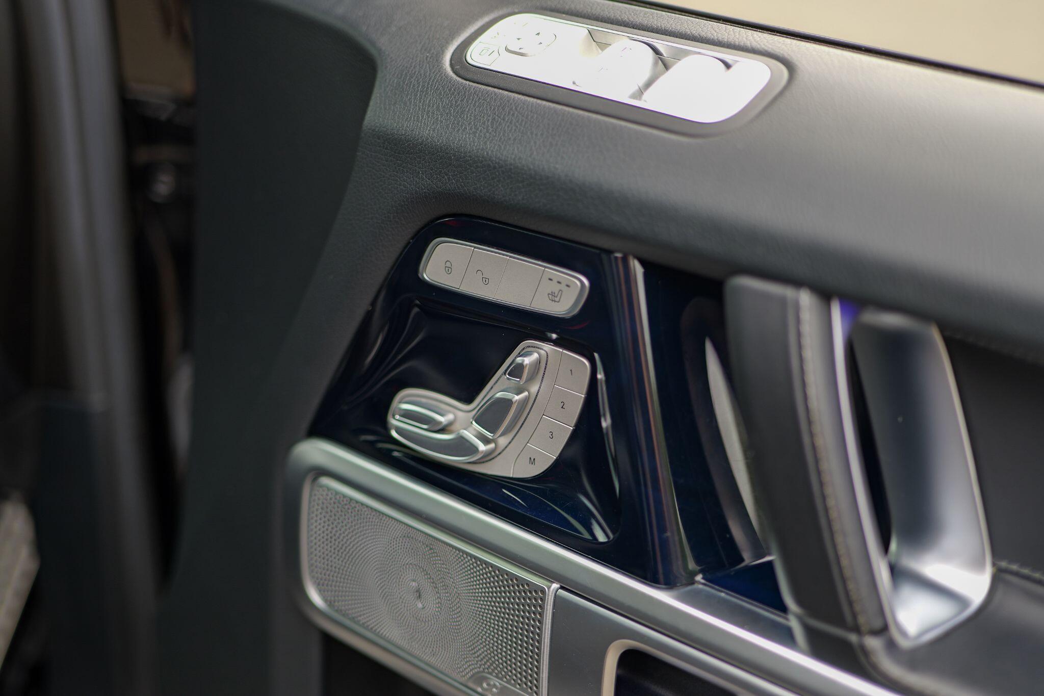 Mercedes-Benz G Class view 30