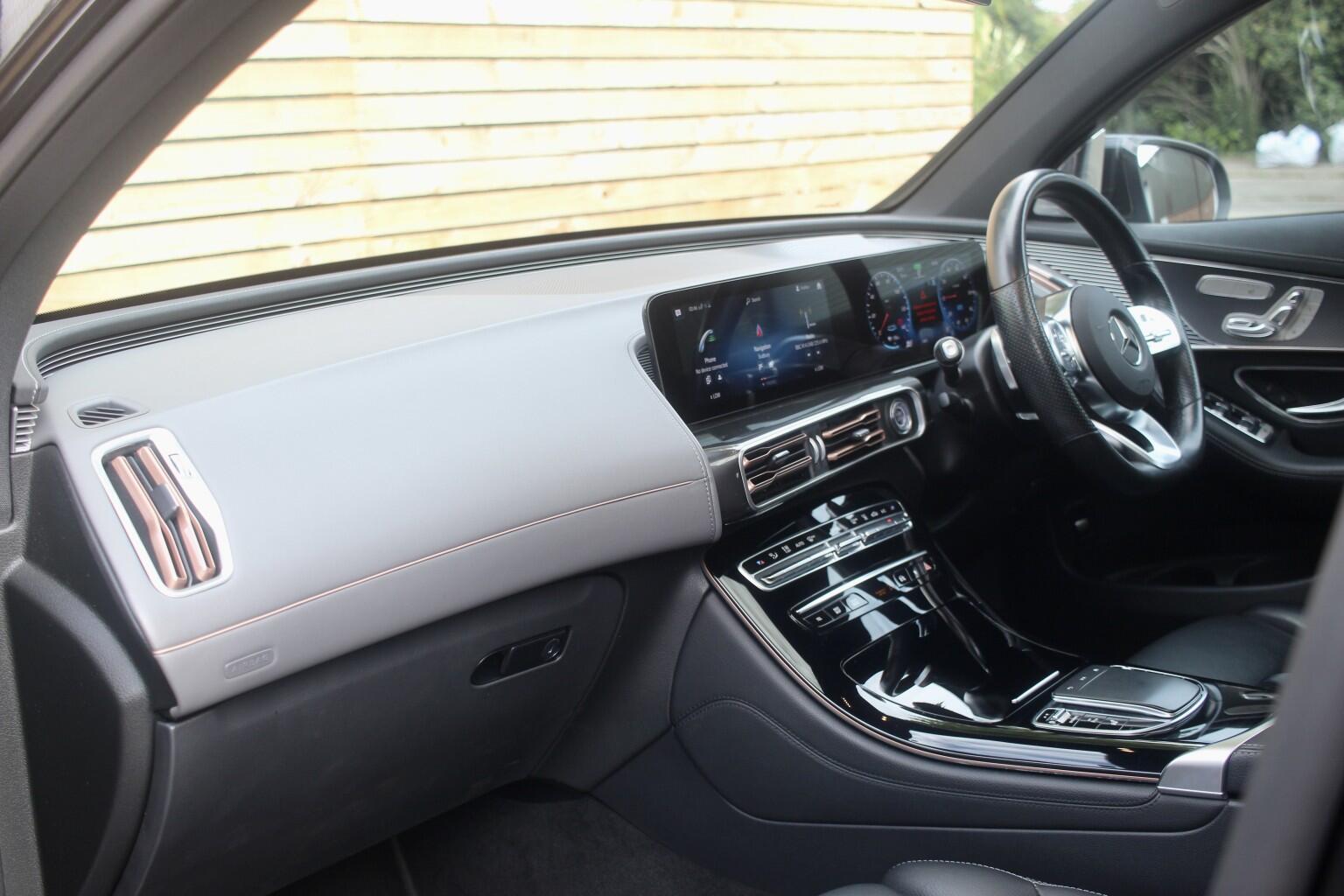 Mercedes-Benz Eqc view 16