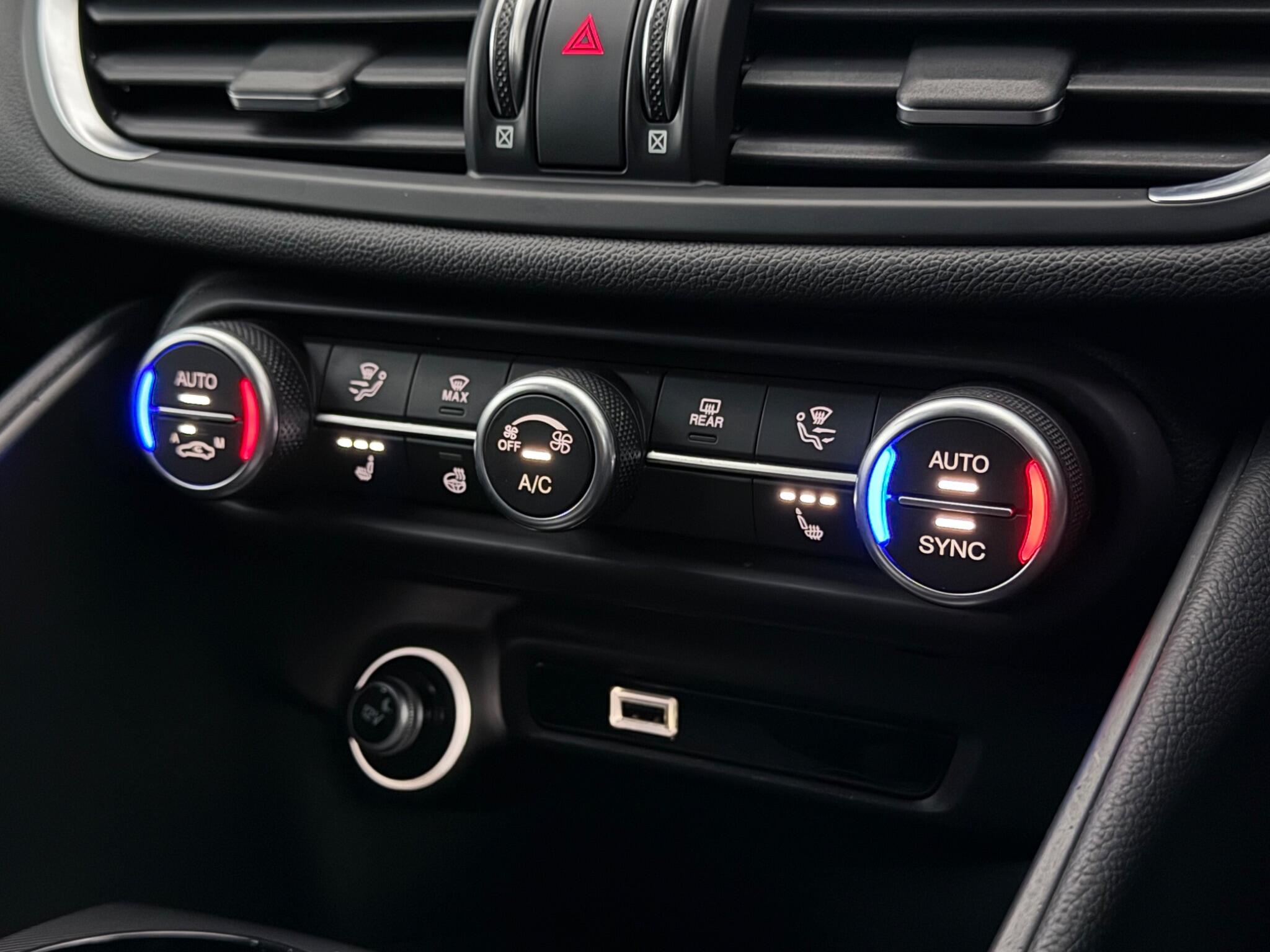 Alfa Romeo Giulia view 24