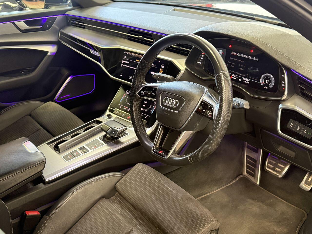 Audi A6 Saloon view 33