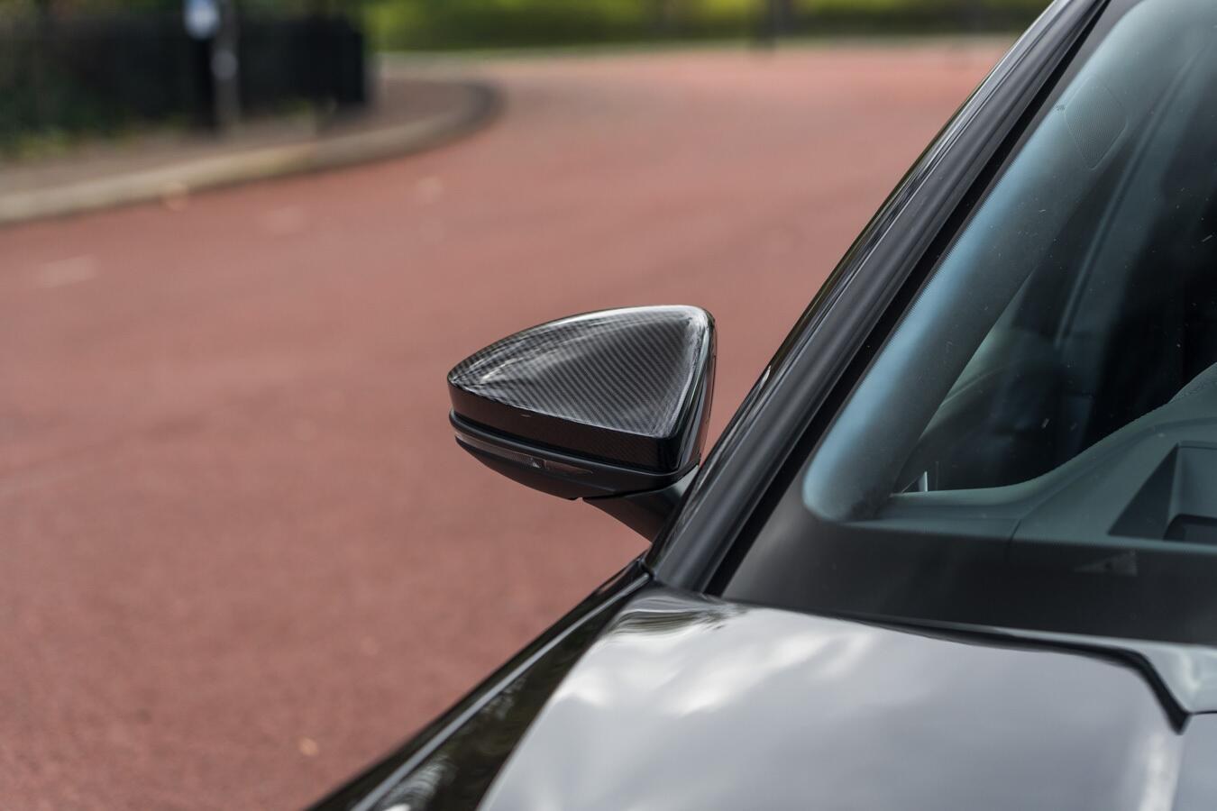Audi RS6 Avant view 27