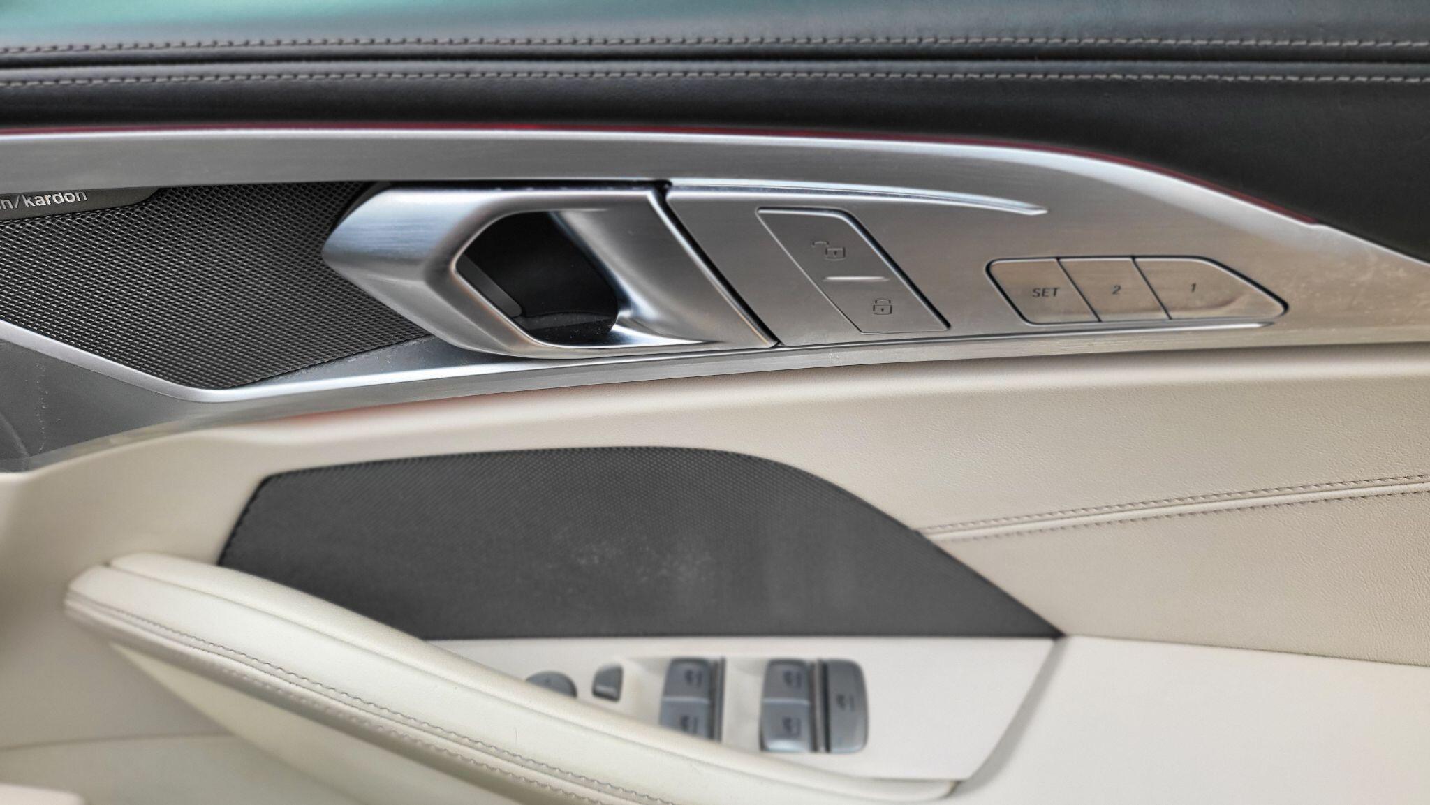 BMW 8 Series view 43