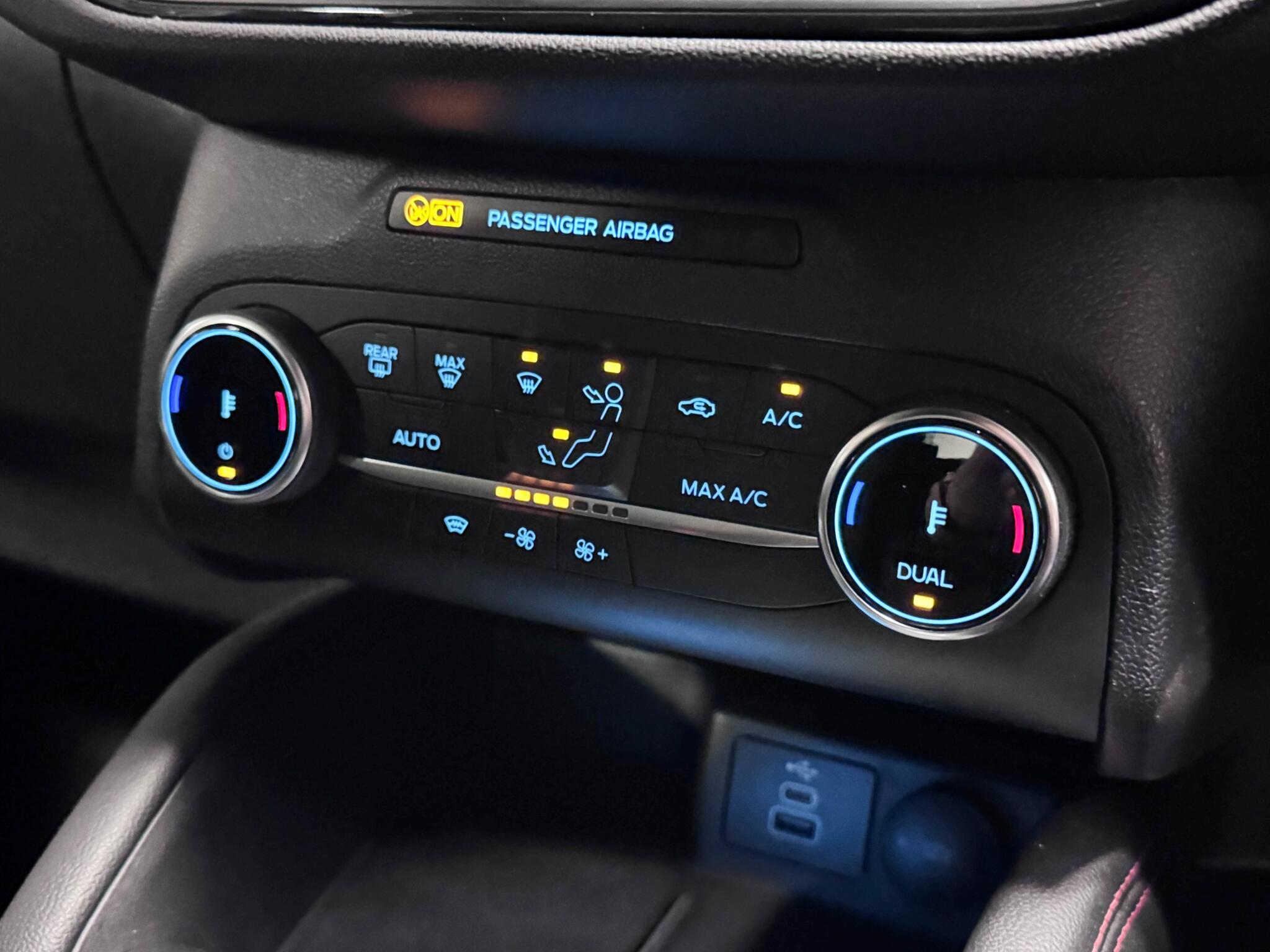Ford Kuga view 40