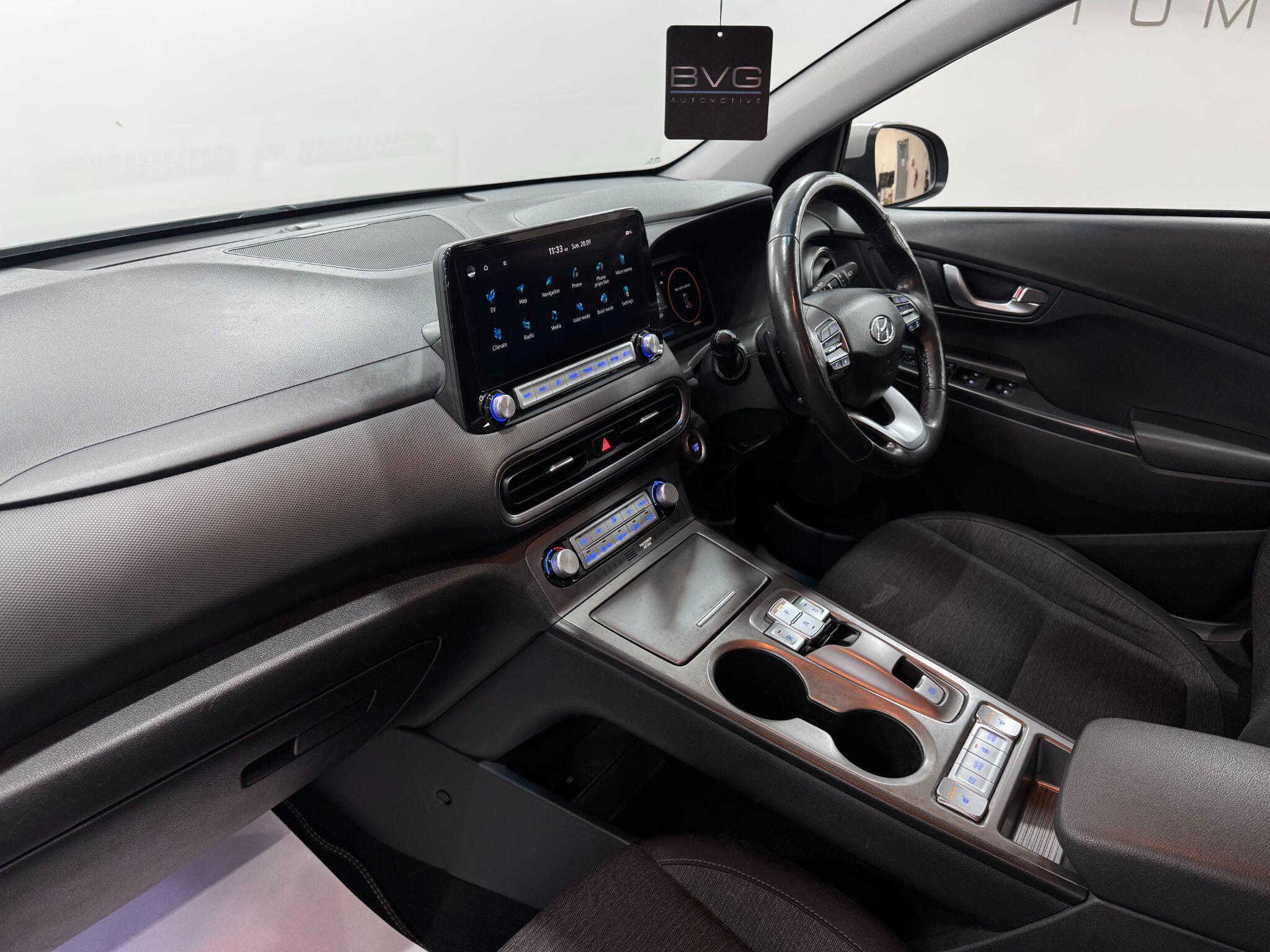 Hyundai Kona view 55
