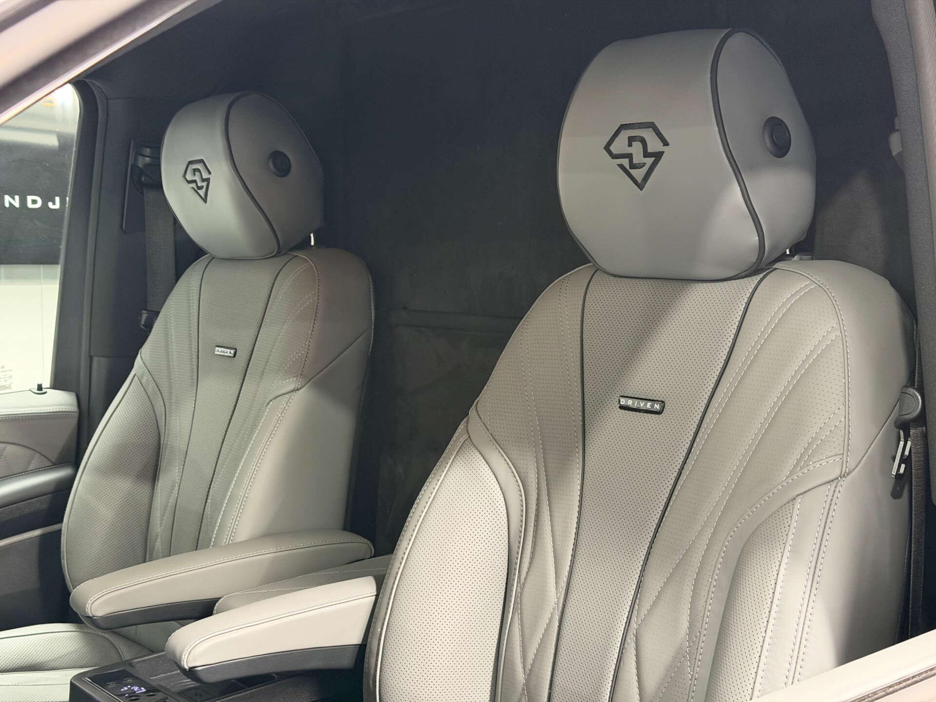 Mercedes-Benz V Class view 40