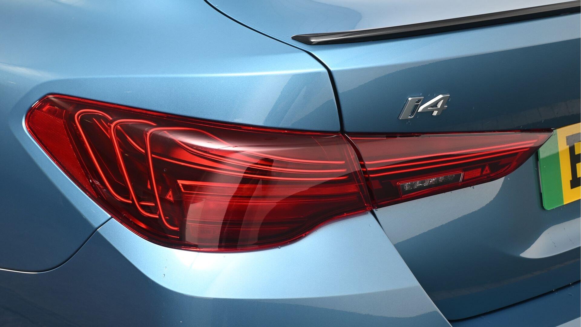 BMW i4 view 23