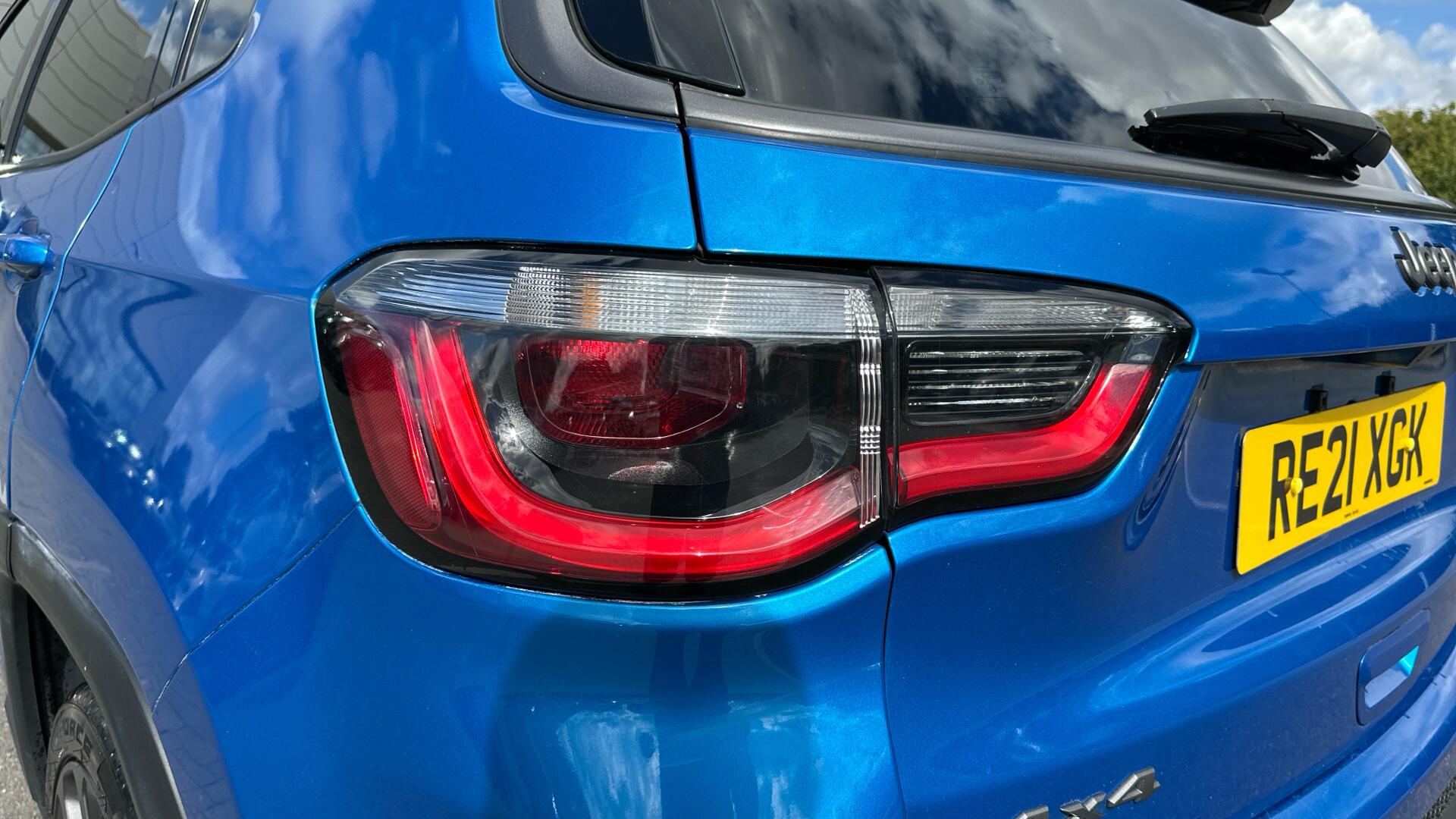 Jeep Compass view 35