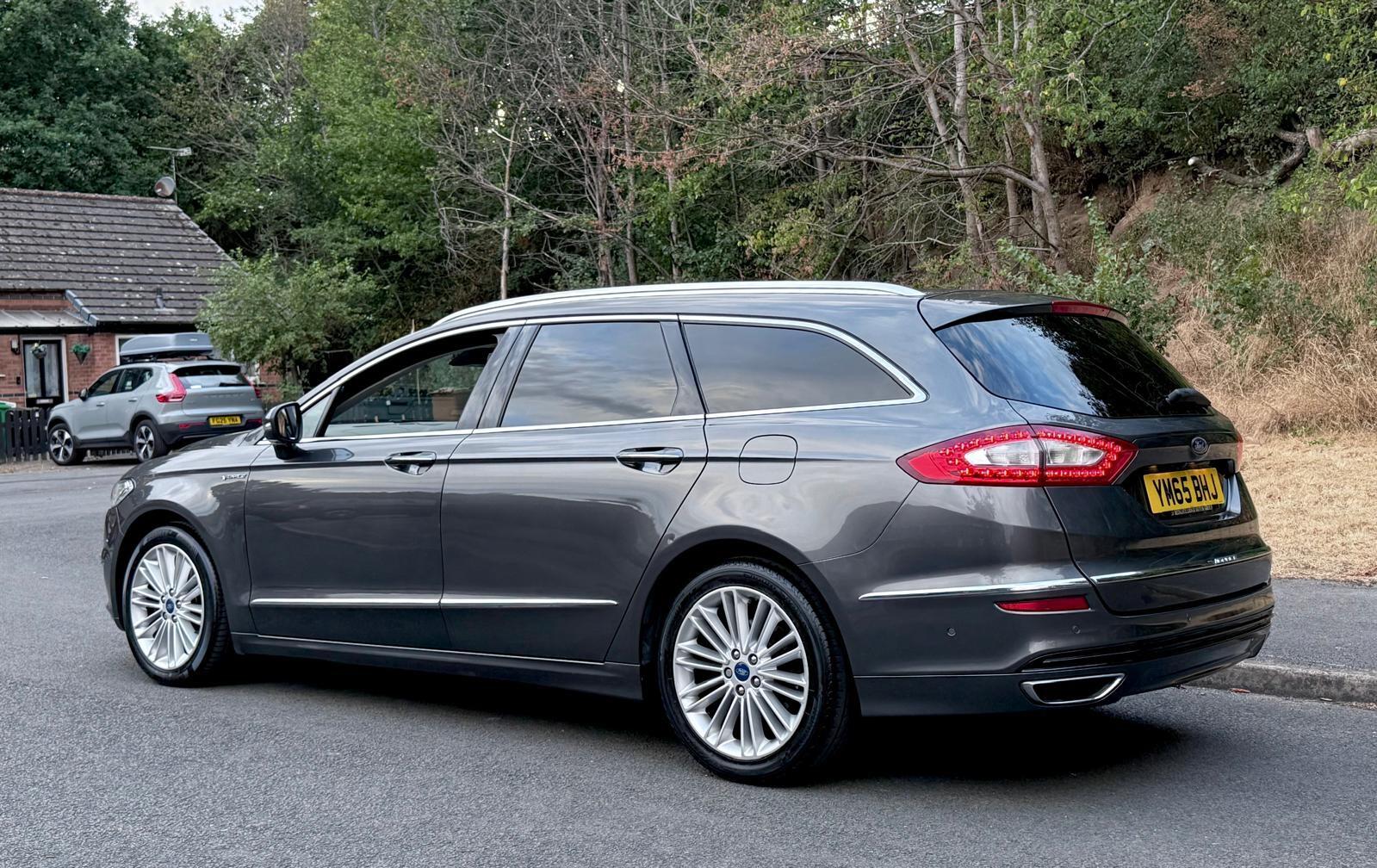 Ford Mondeo view 71