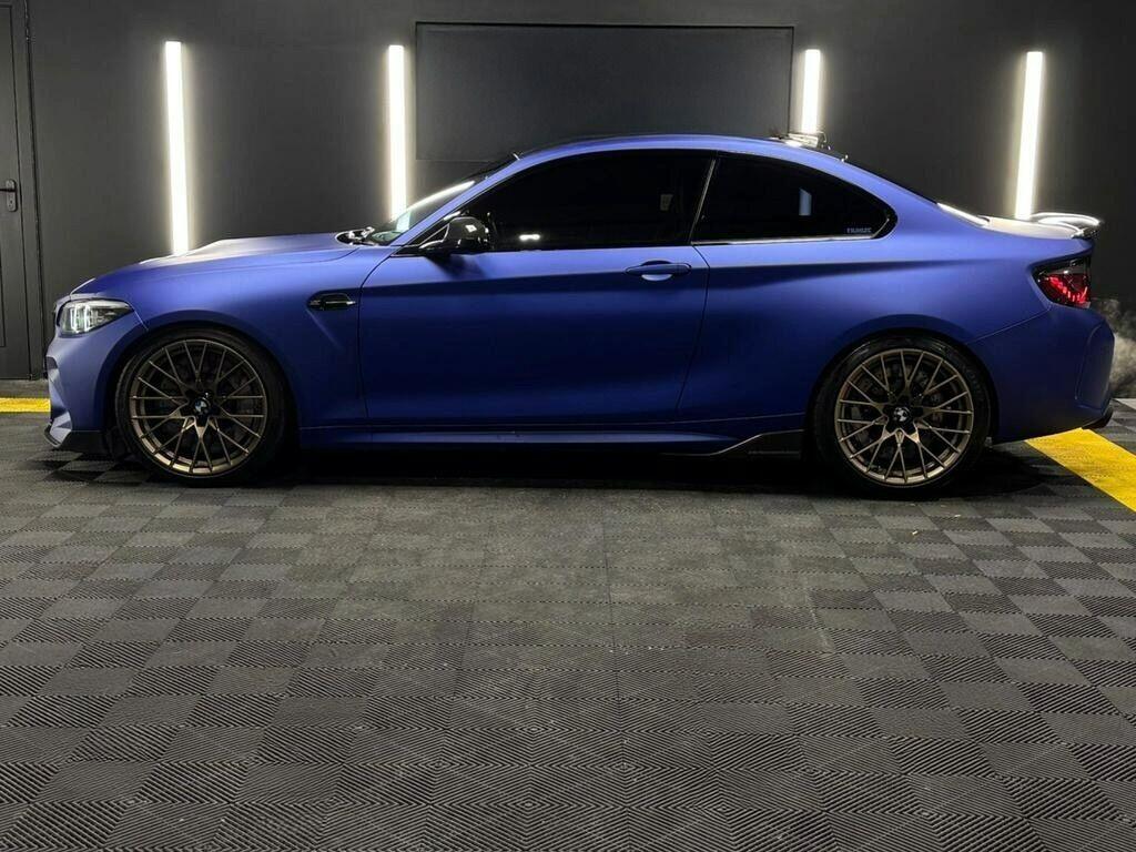 BMW M2 view 4